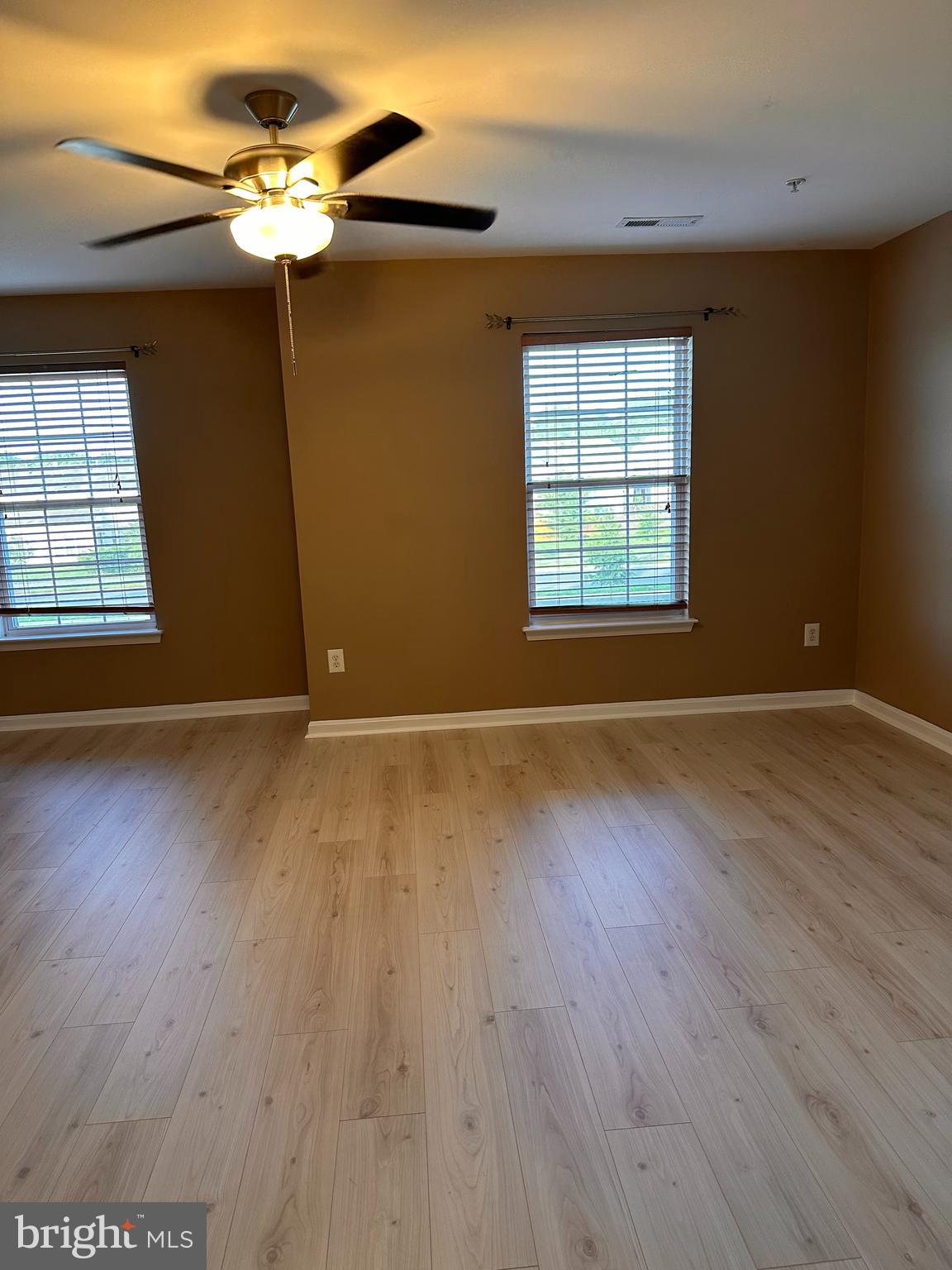 SEVEN OAKS - Residential Lease