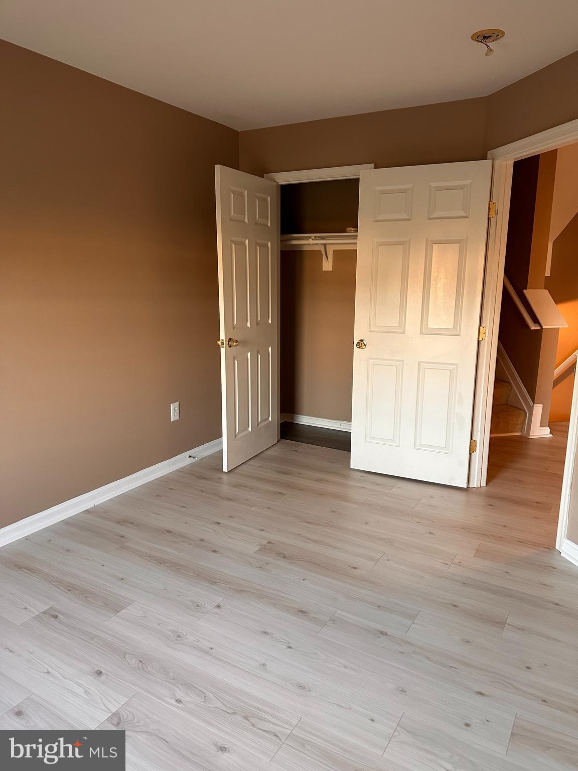 SEVEN OAKS - Residential Lease