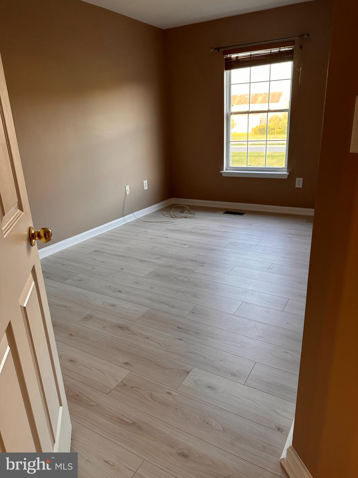 SEVEN OAKS - Residential Lease