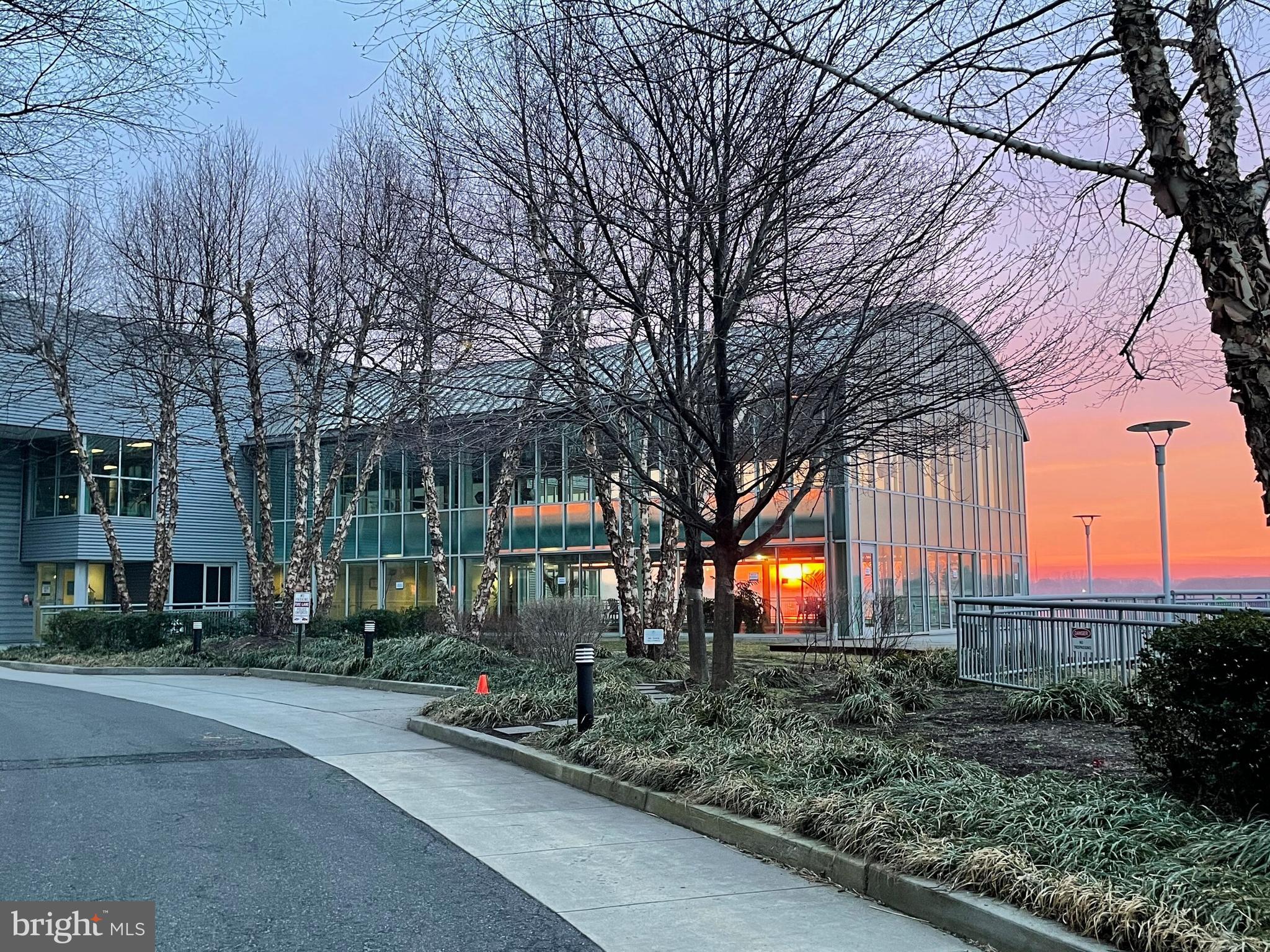 901 N PENN STREET F903