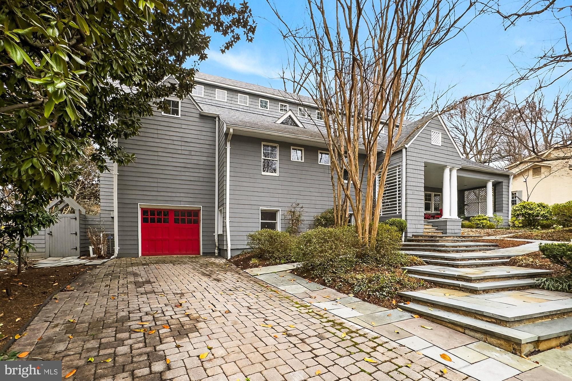 312 W COLUMBIA STREET