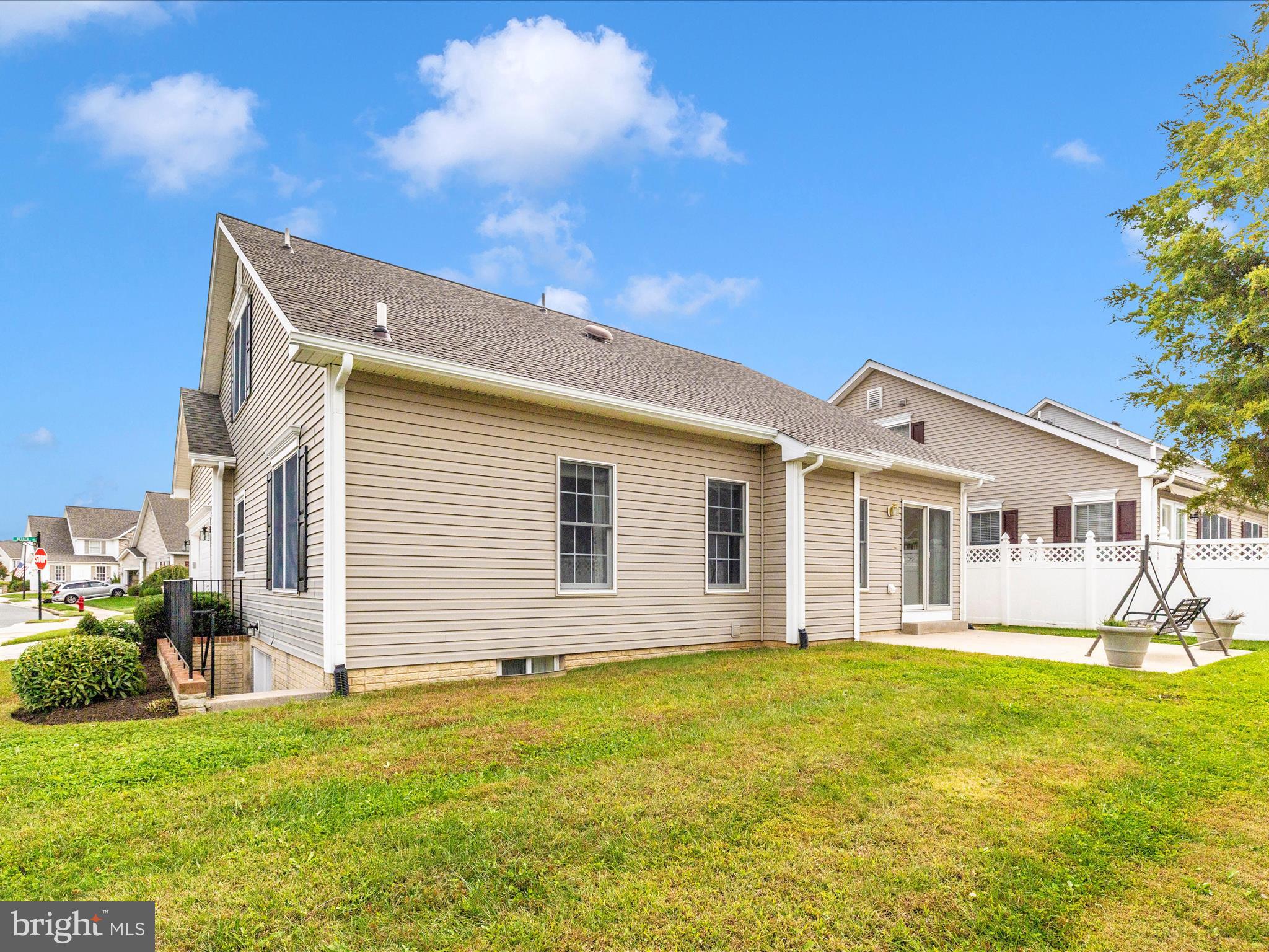 FOXFIELD AT MIDDLETOWN - Residential