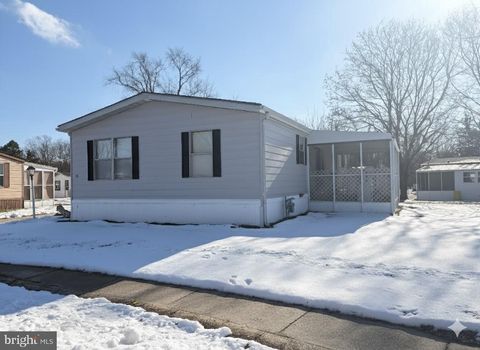 Photo of 15 Eagle Road, JACKSON, NJ 08527 (MLS # NJOC2038890)