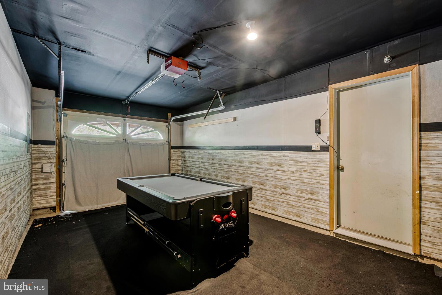 MONTPELIER HILLS- PLAT 3 - Residential