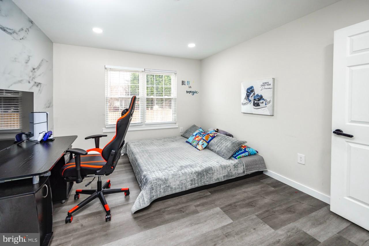 COLLINGTON STATIONPLAT 1 - Residential Lease