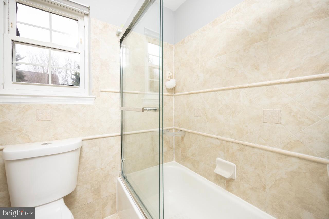 COLLINGTON STATIONPLAT 1 - Residential Lease