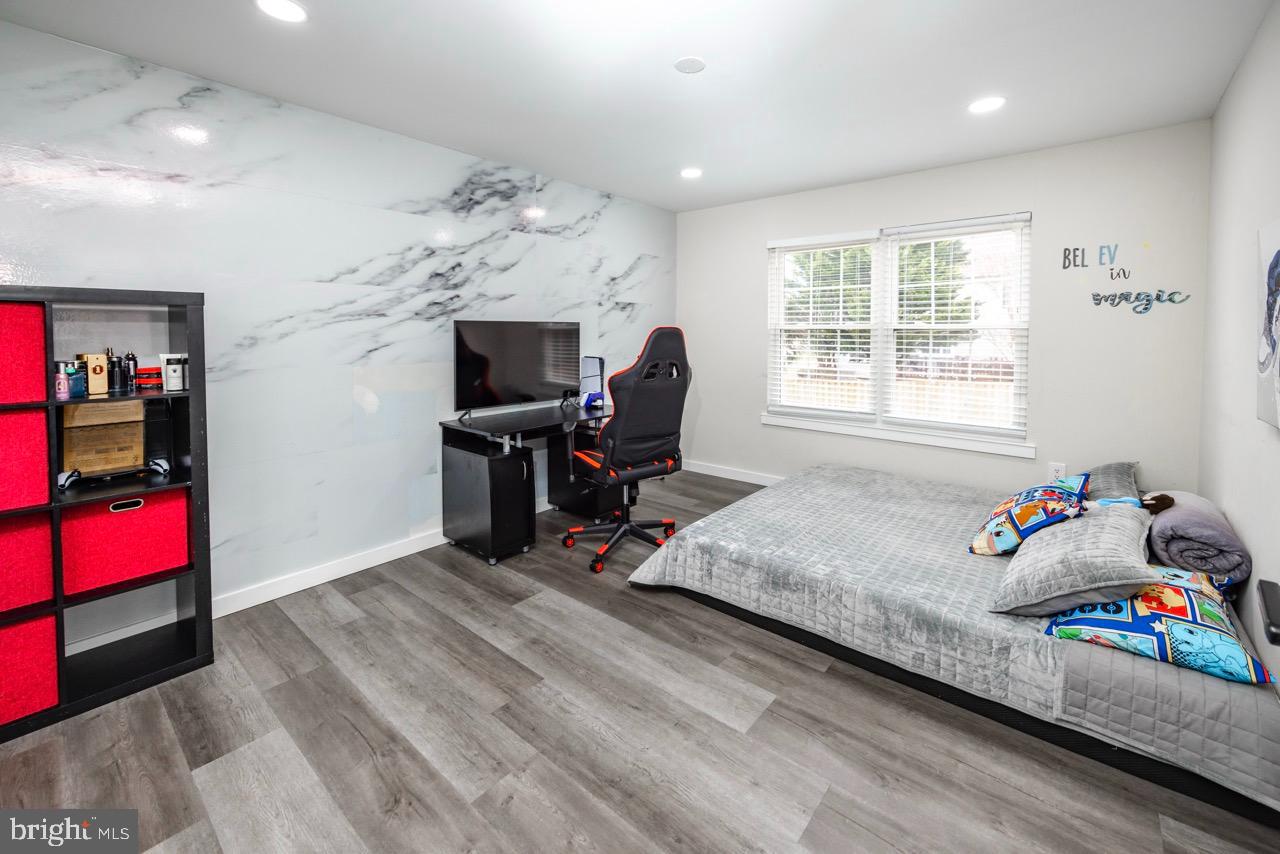 COLLINGTON STATIONPLAT 1 - Residential Lease