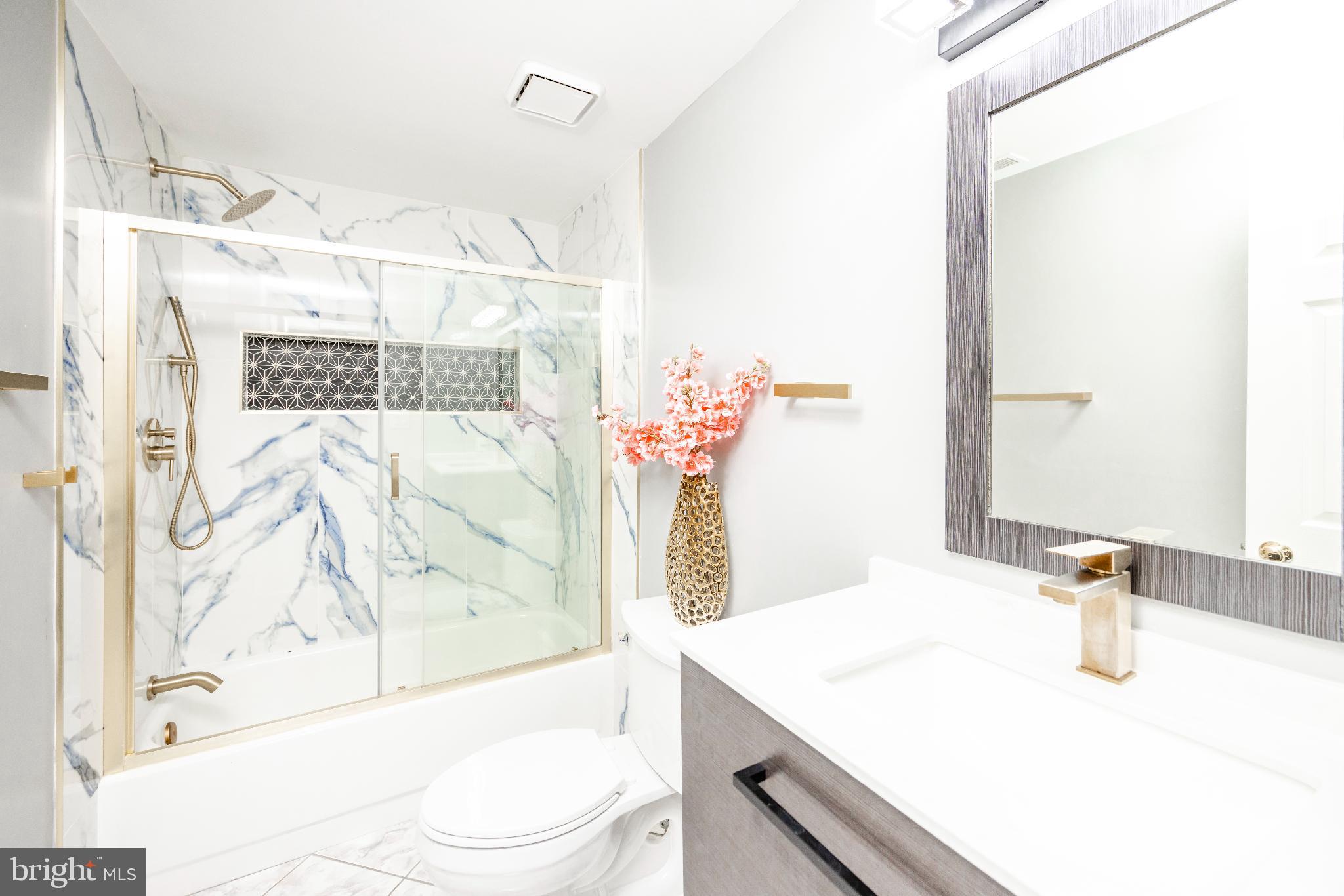 COLLINGTON STATIONPLAT 1 - Residential Lease