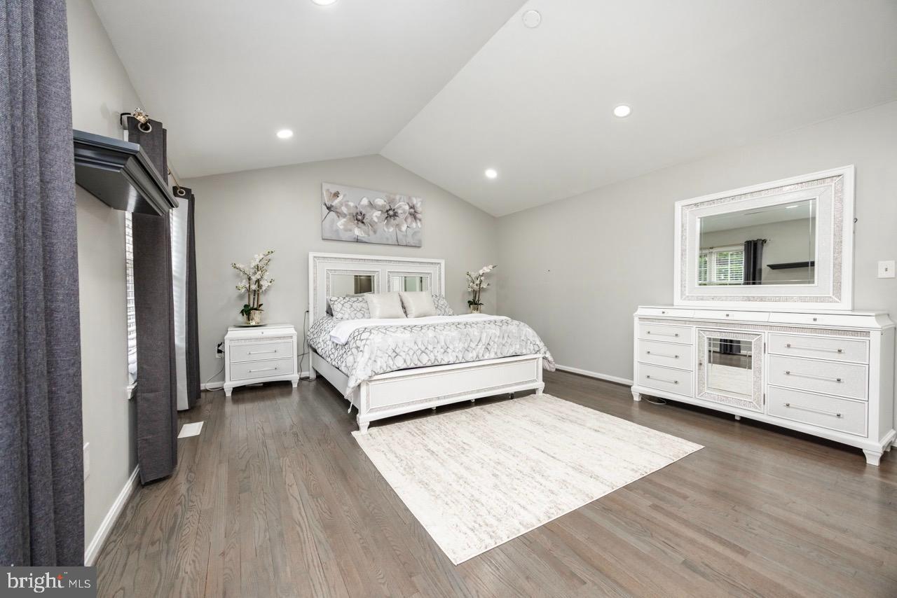 COLLINGTON STATIONPLAT 1 - Residential Lease