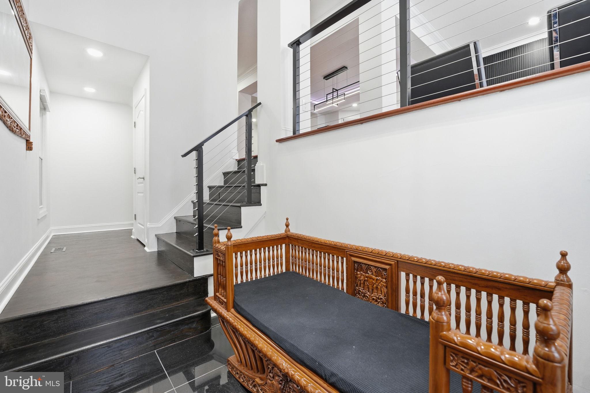 HUNTING RIDGE - Residential