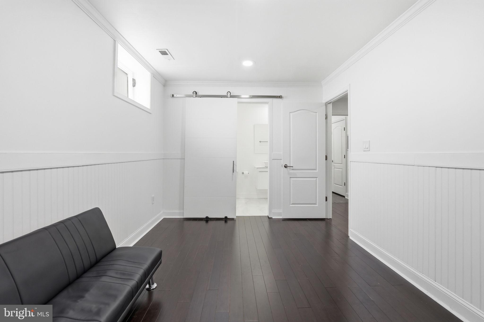 HUNTING RIDGE - Residential