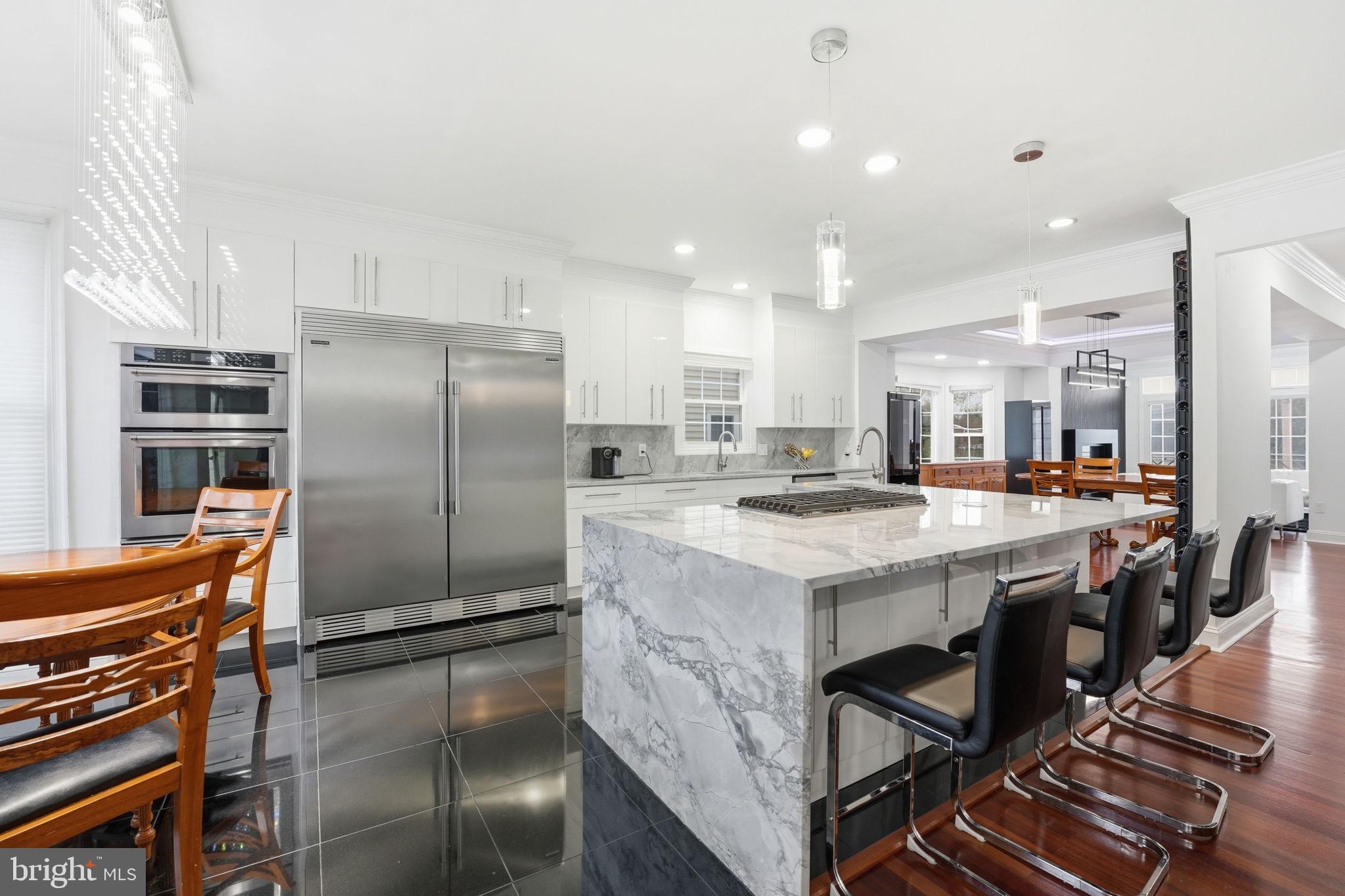 HUNTING RIDGE - Residential