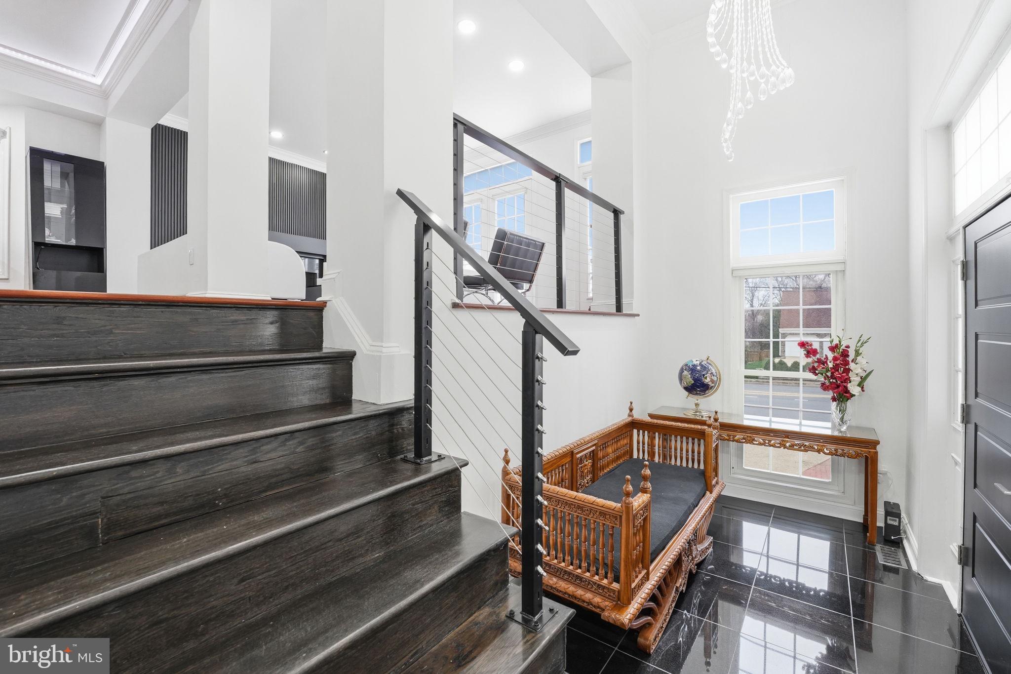 HUNTING RIDGE - Residential