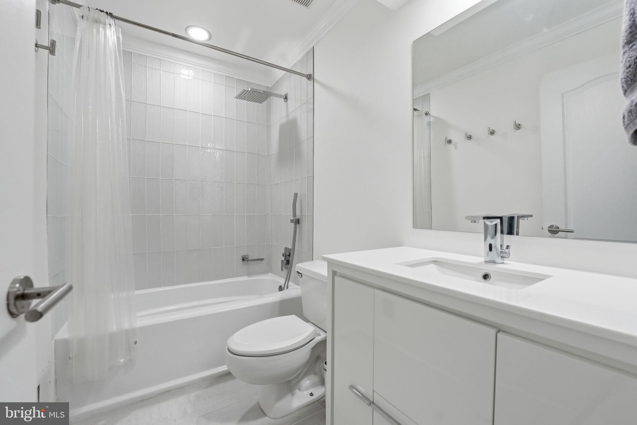 HUNTING RIDGE - Residential