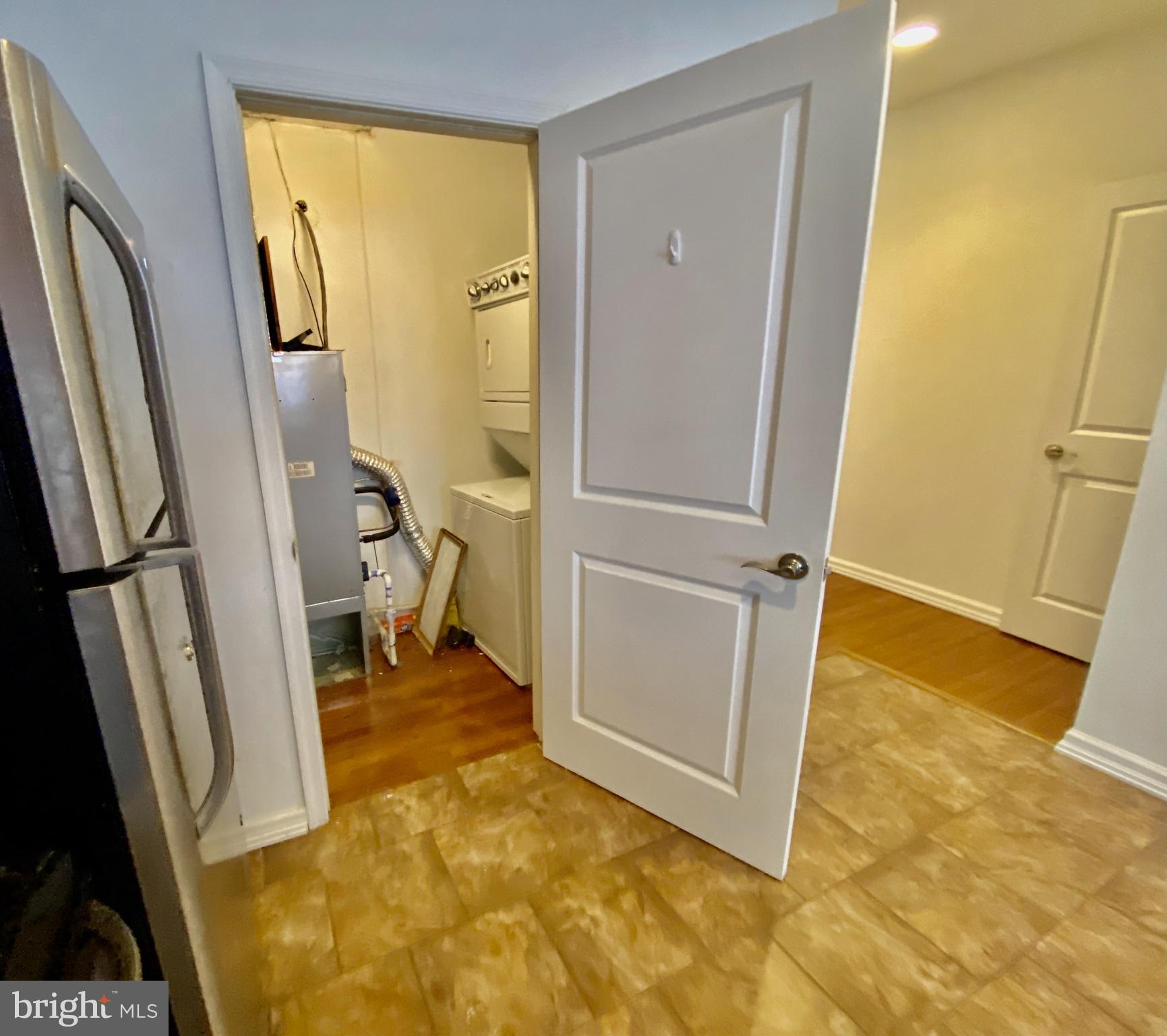 HAWTHORNE - Residential Income