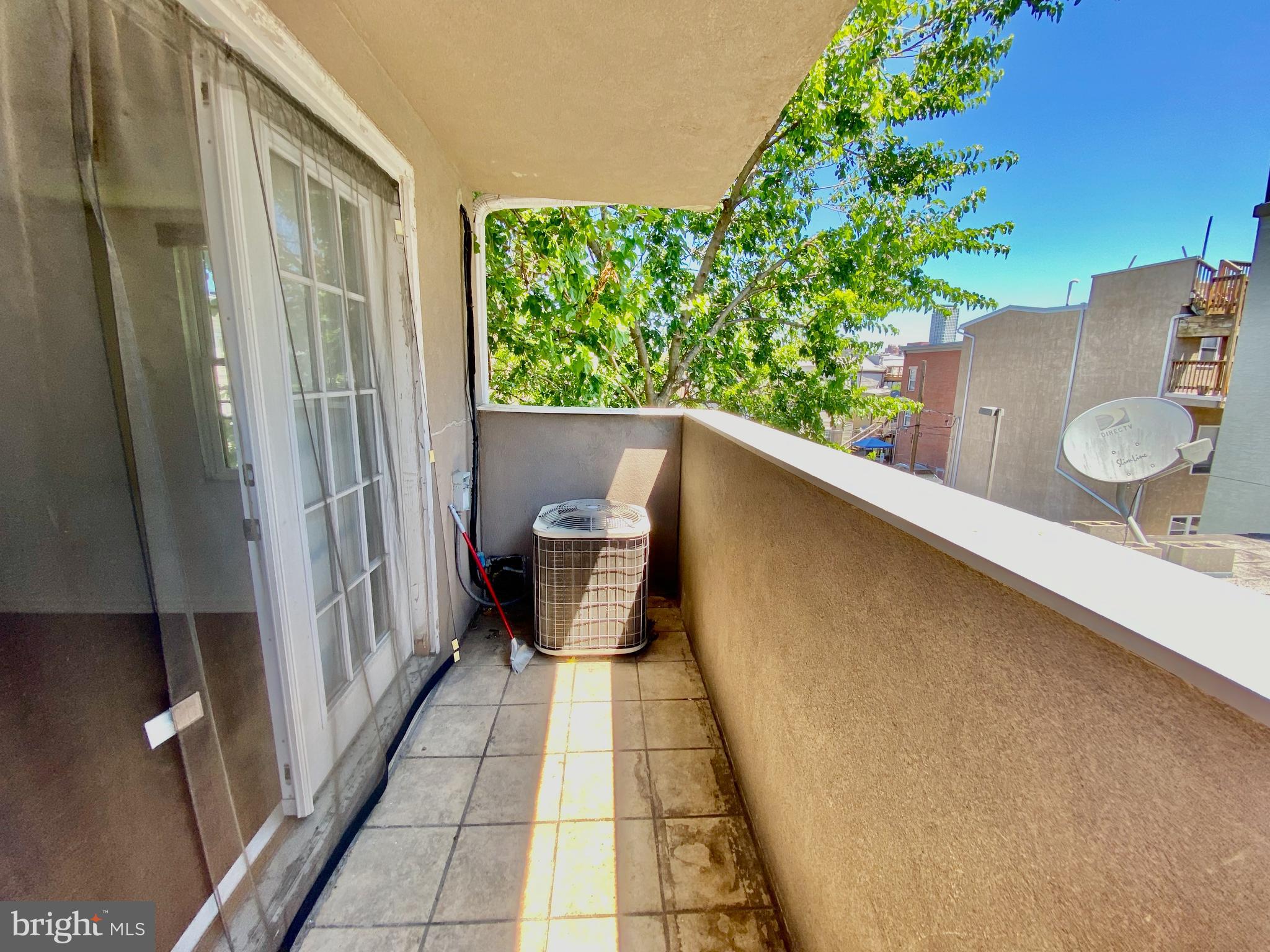 HAWTHORNE - Residential Income