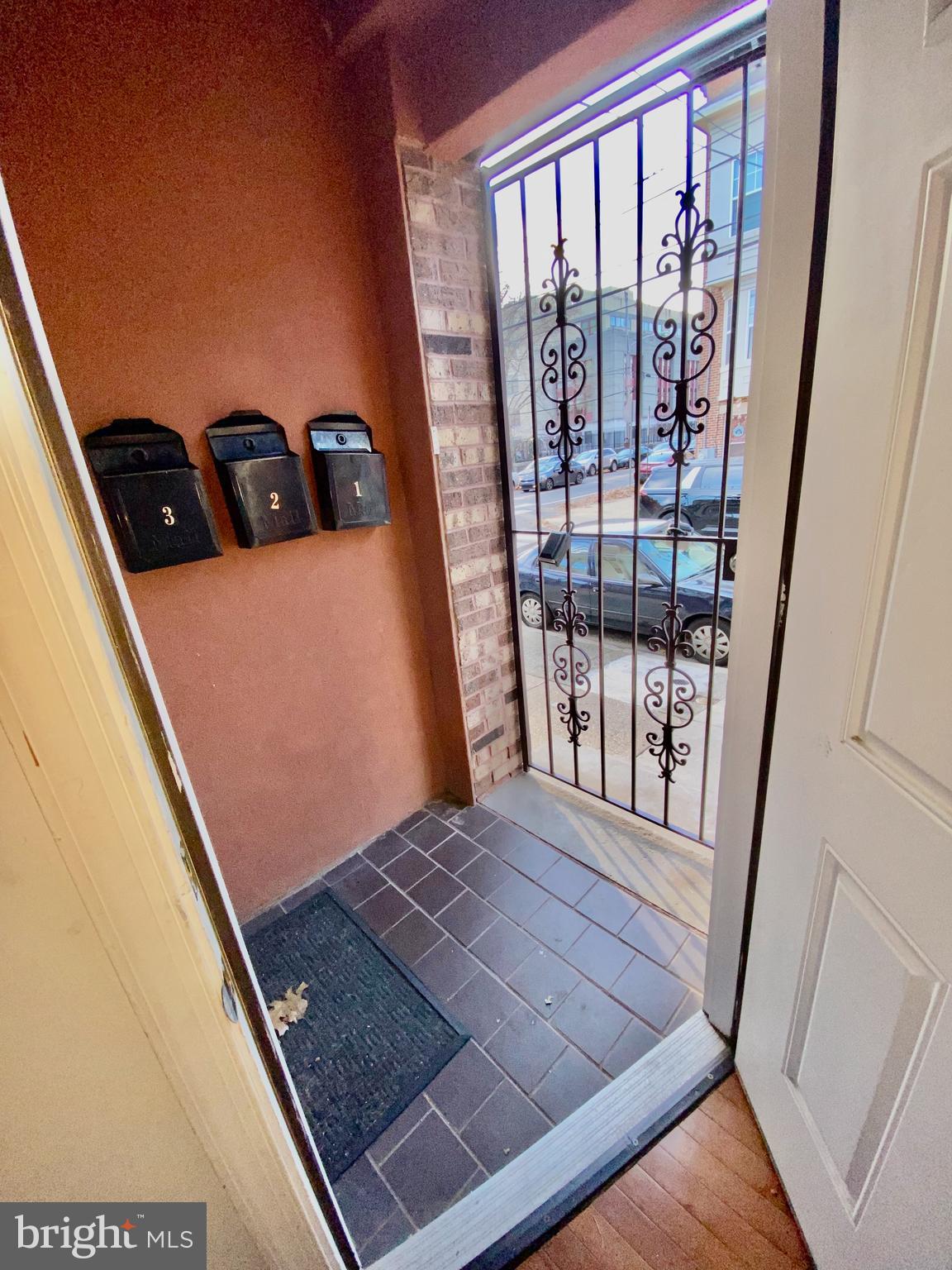 HAWTHORNE - Residential Income