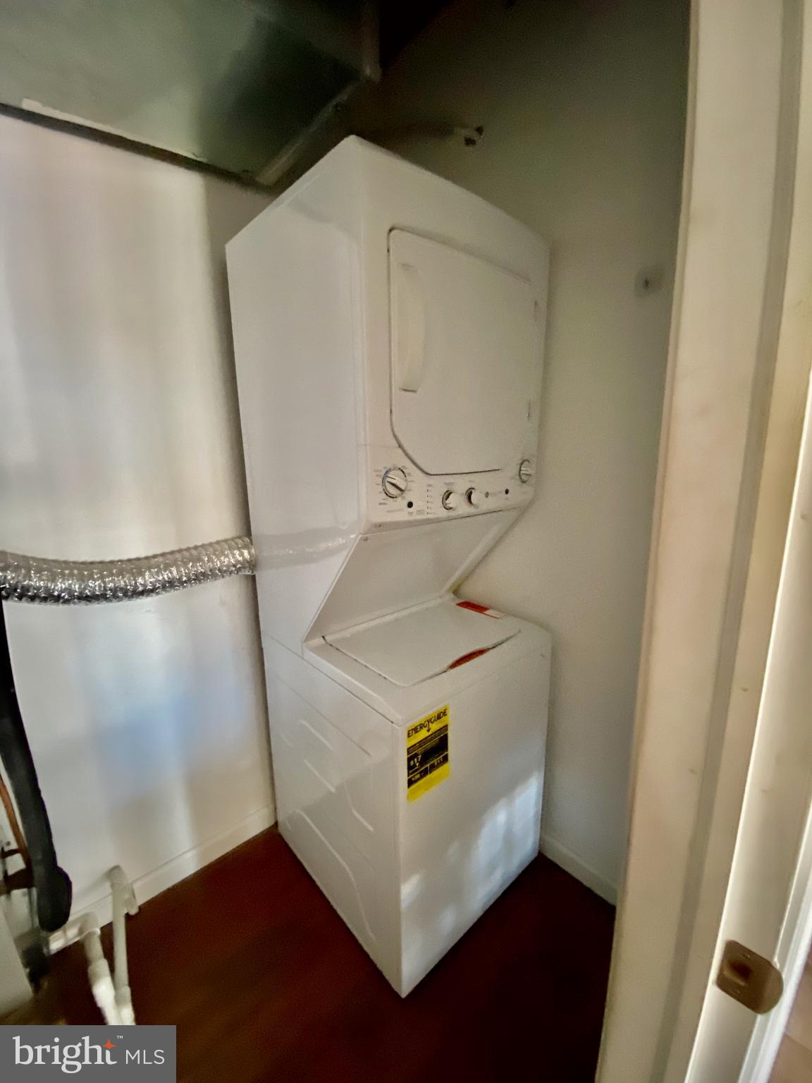 HAWTHORNE - Residential Income