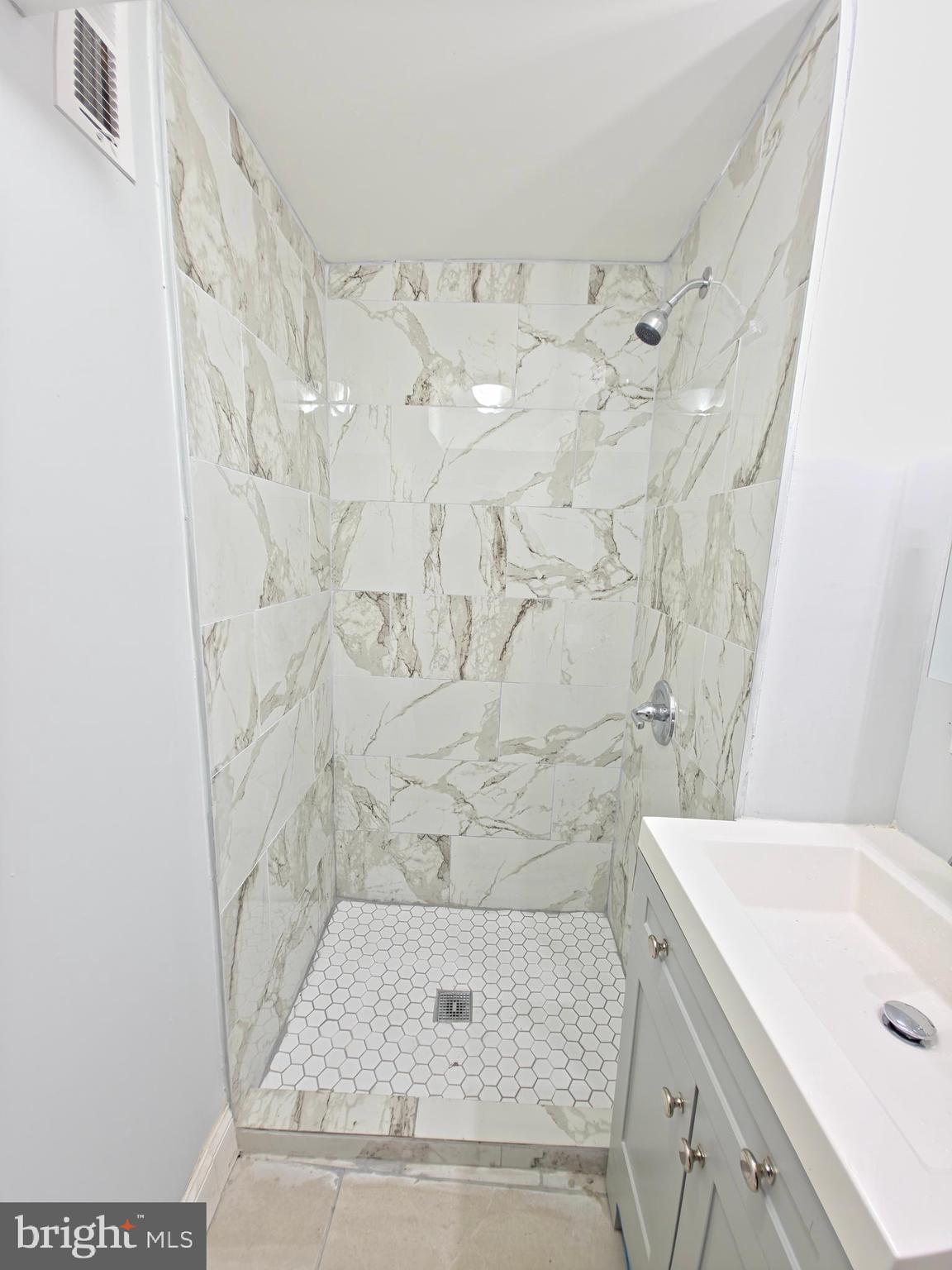 JUNIATA - Residential