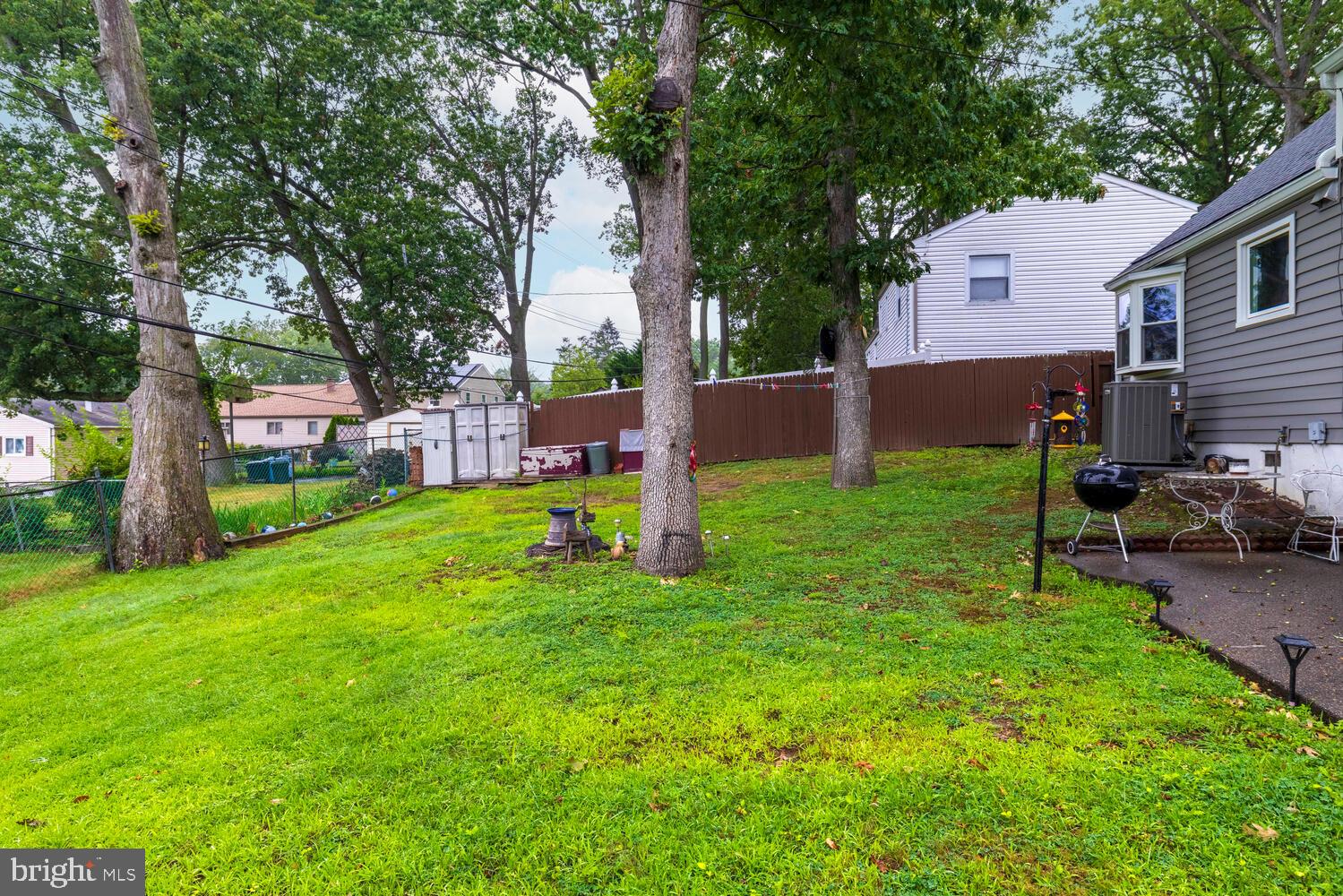 ABINGTON WOODS - Residential