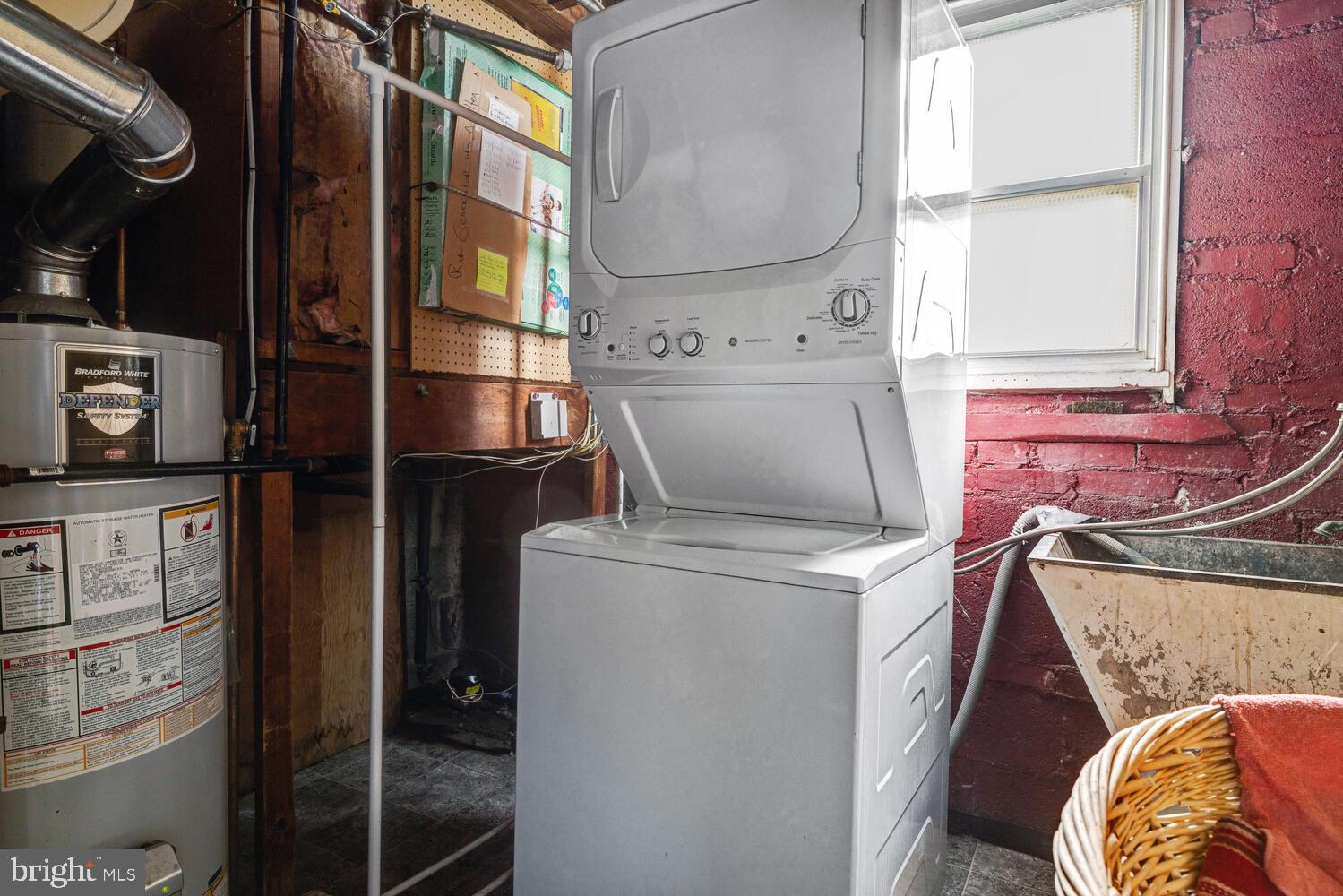 ABINGTON WOODS - Residential