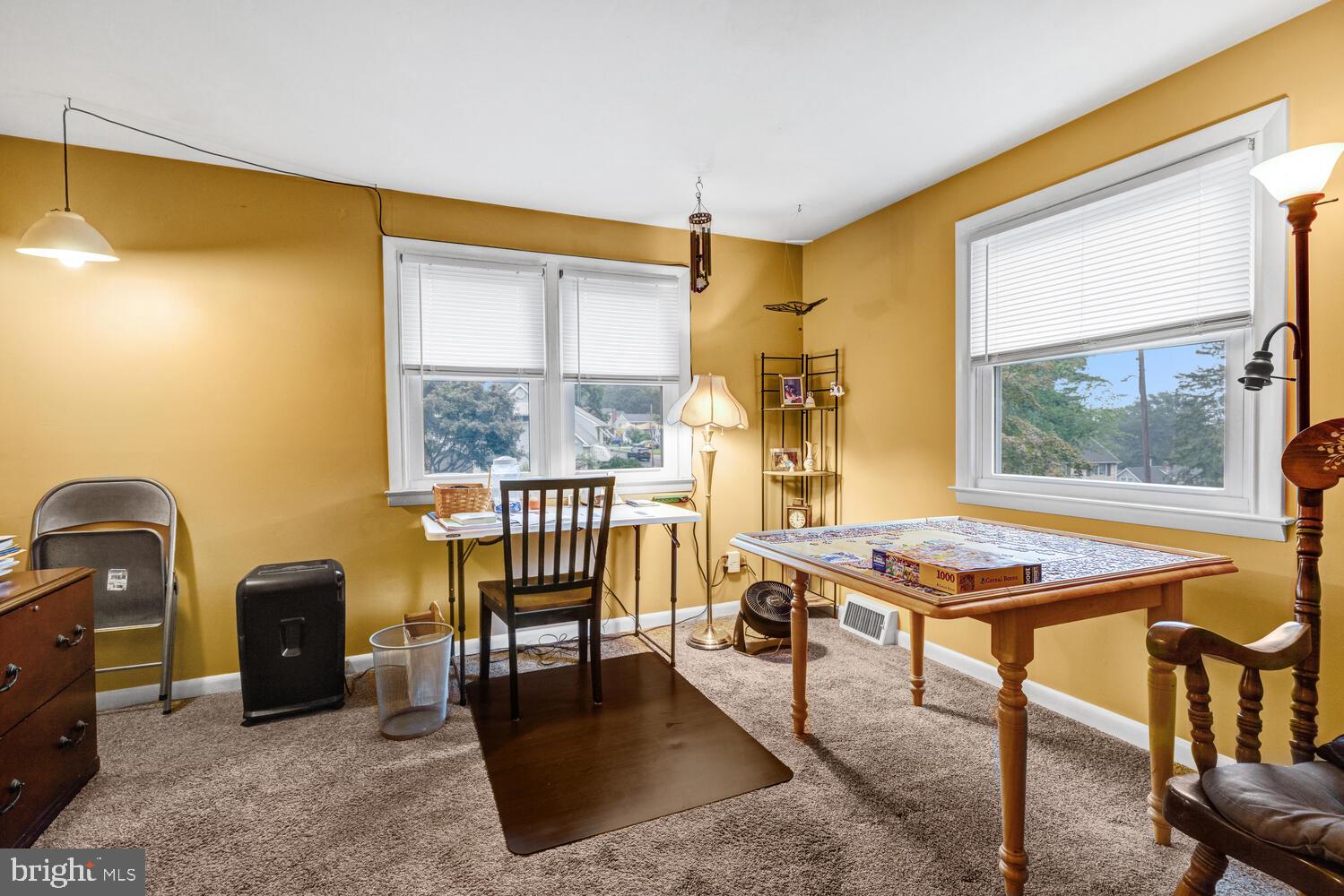 ABINGTON WOODS - Residential