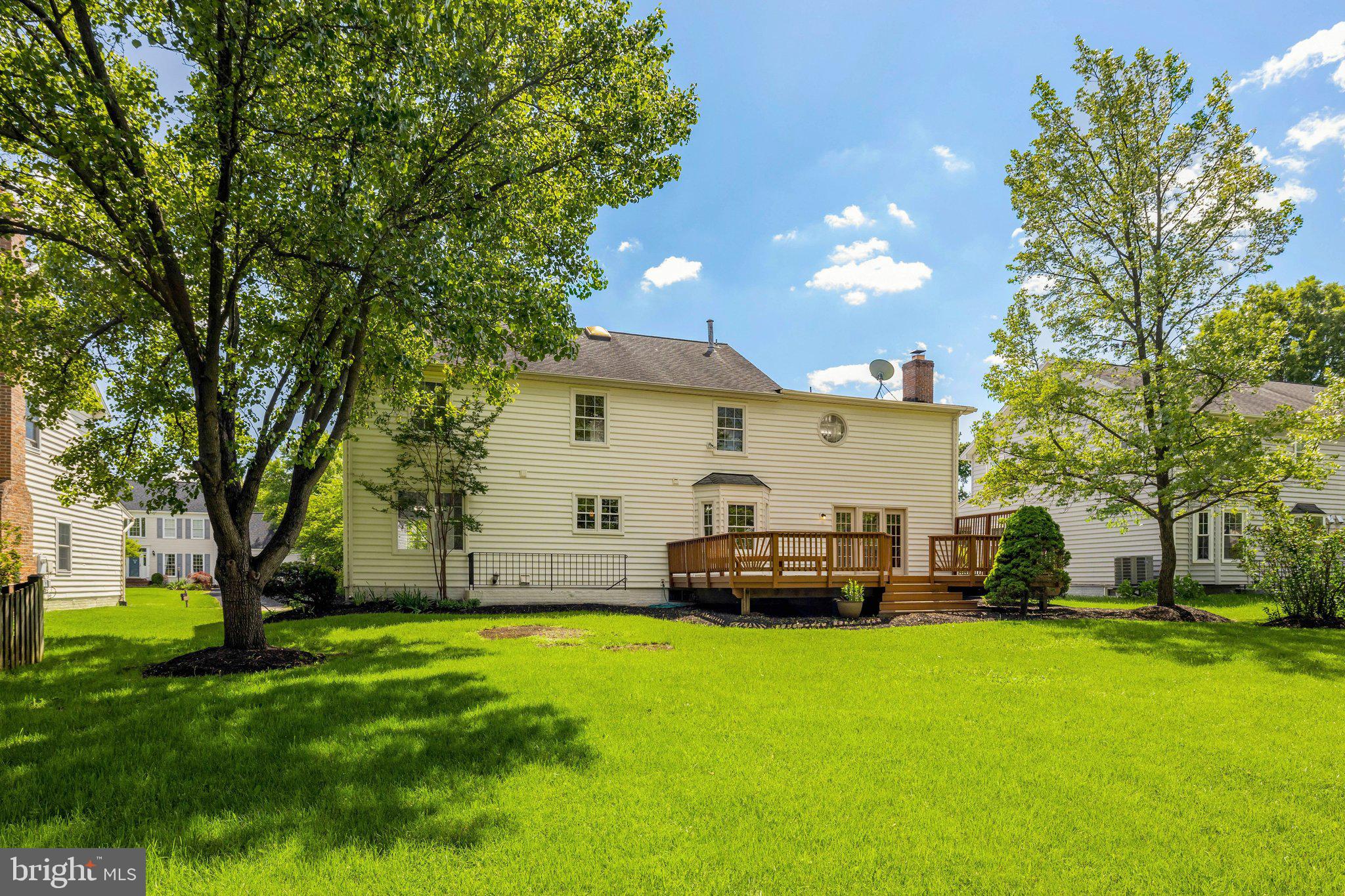 ASHBURN FARM - Residential