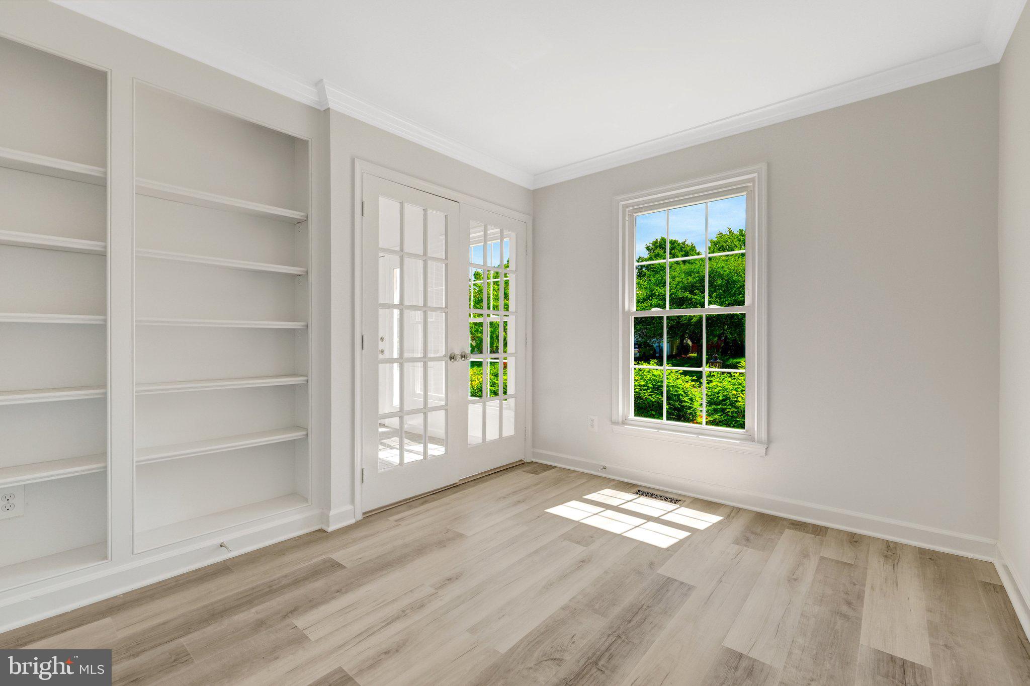 ASHBURN FARM - Residential