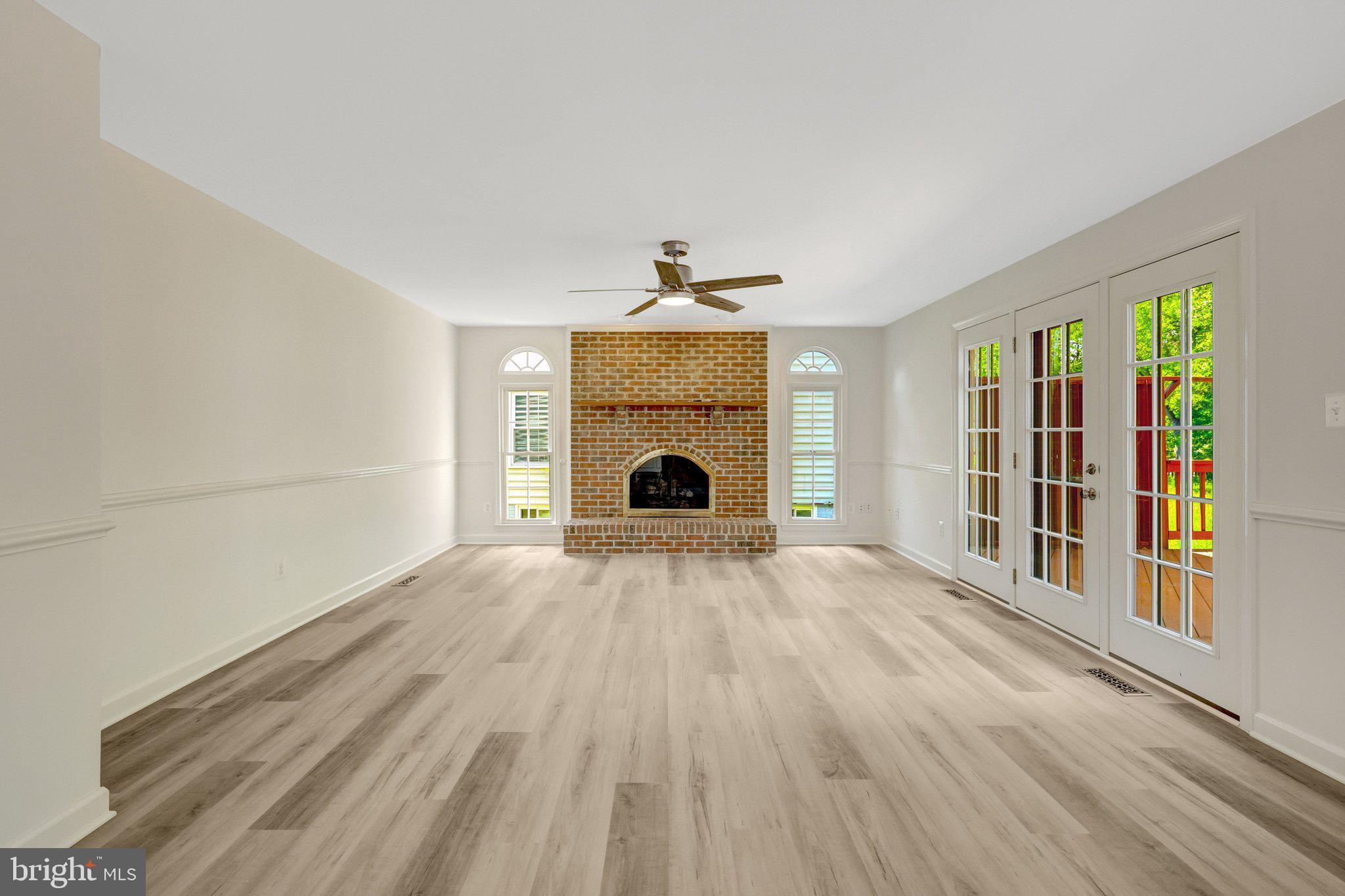 ASHBURN FARM - Residential