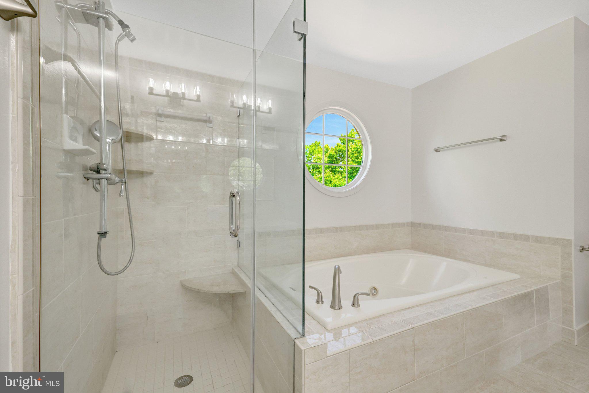 ASHBURN FARM - Residential