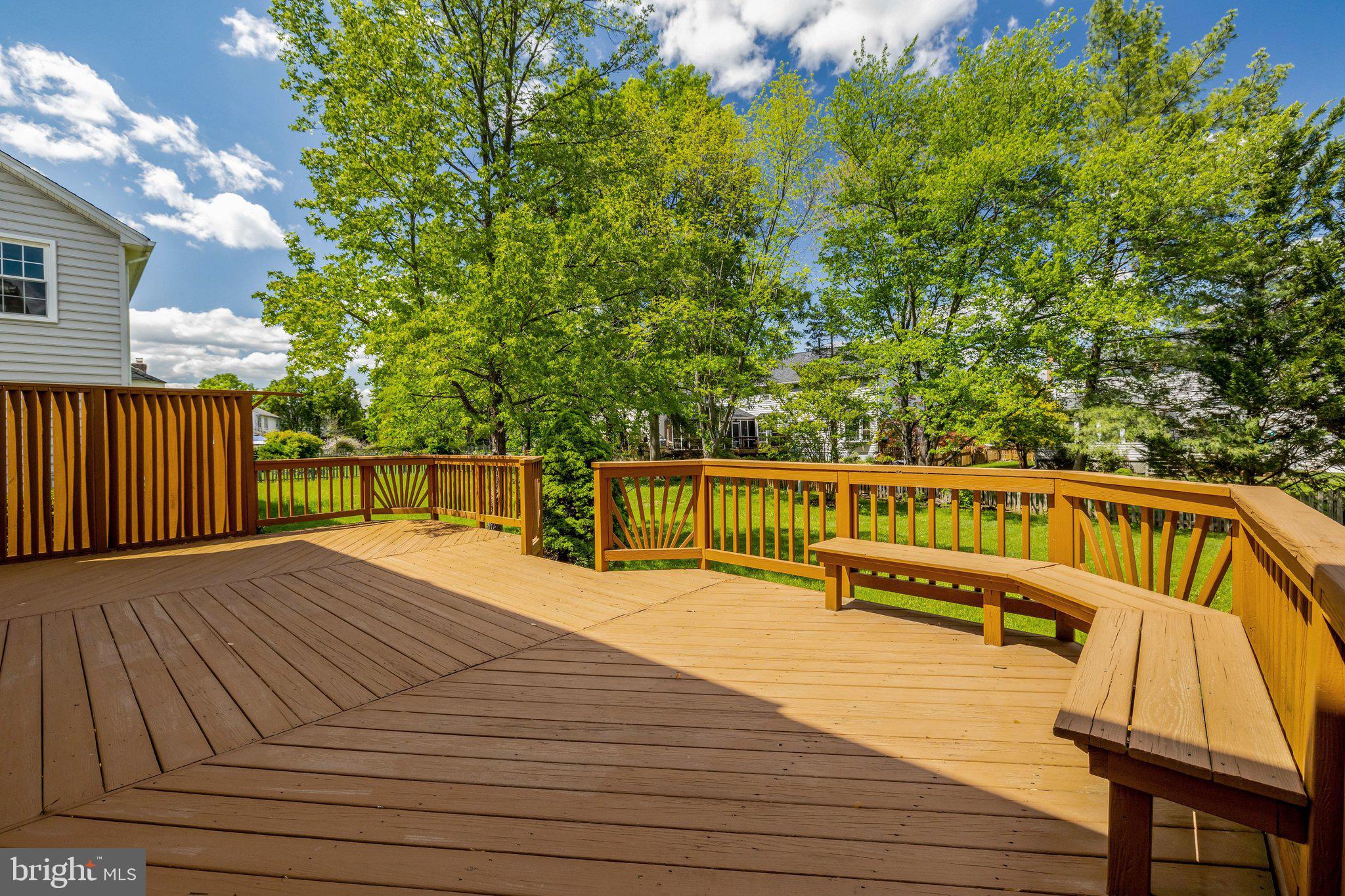 ASHBURN FARM - Residential