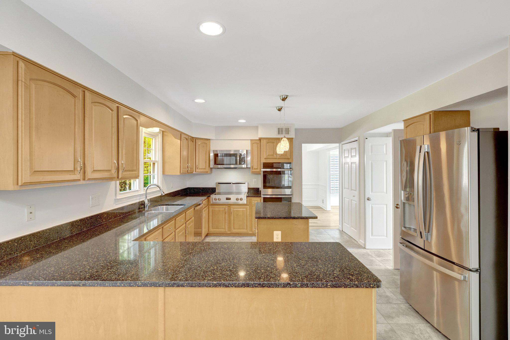 ASHBURN FARM - Residential