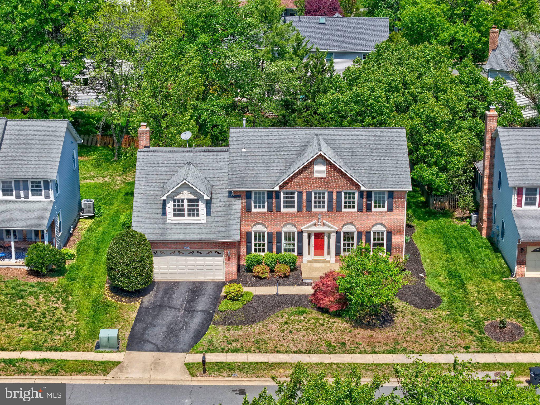 ASHBURN FARM - Residential
