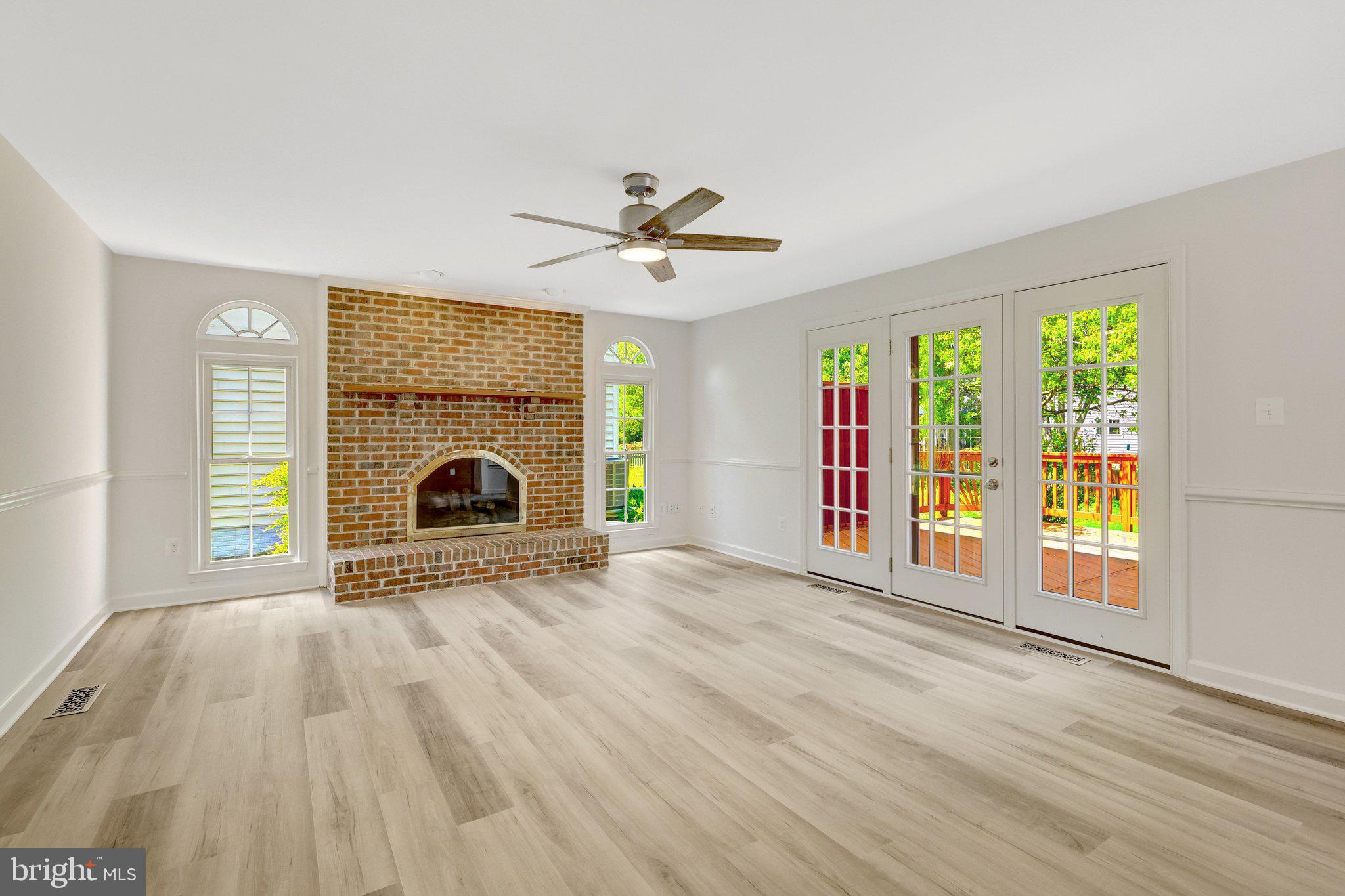 ASHBURN FARM - Residential