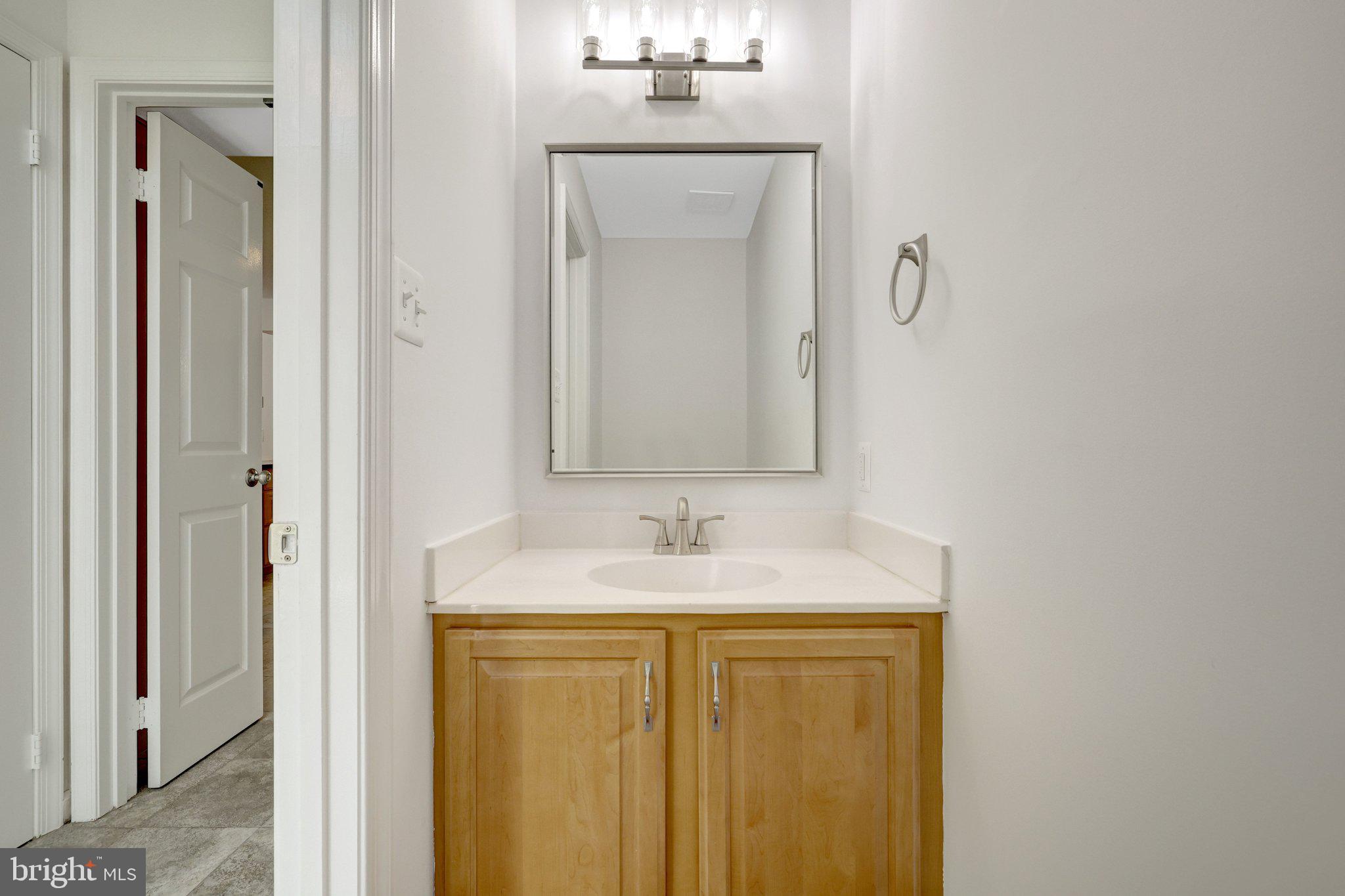 ASHBURN FARM - Residential