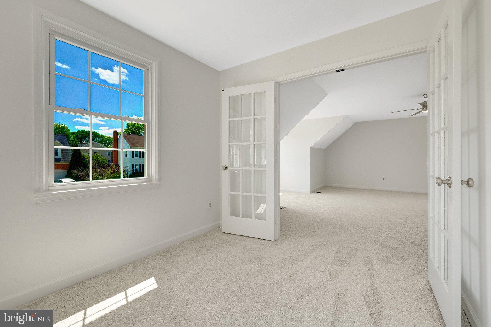 ASHBURN FARM - Residential