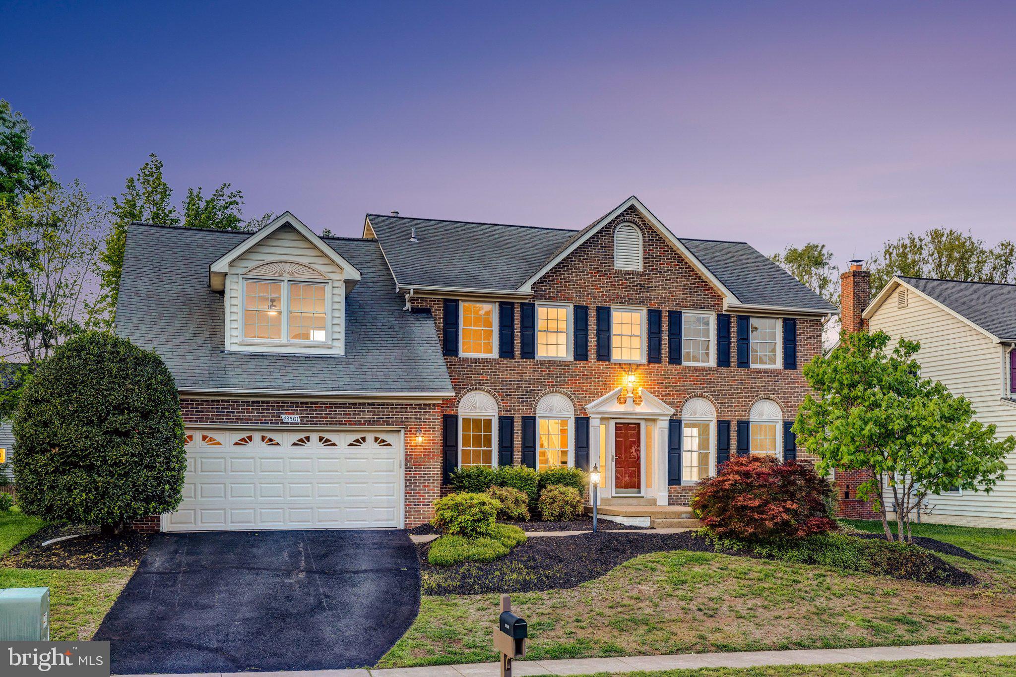 ASHBURN FARM - Residential