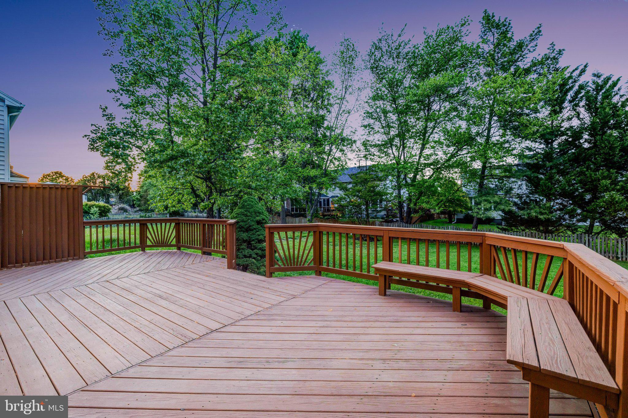 ASHBURN FARM - Residential