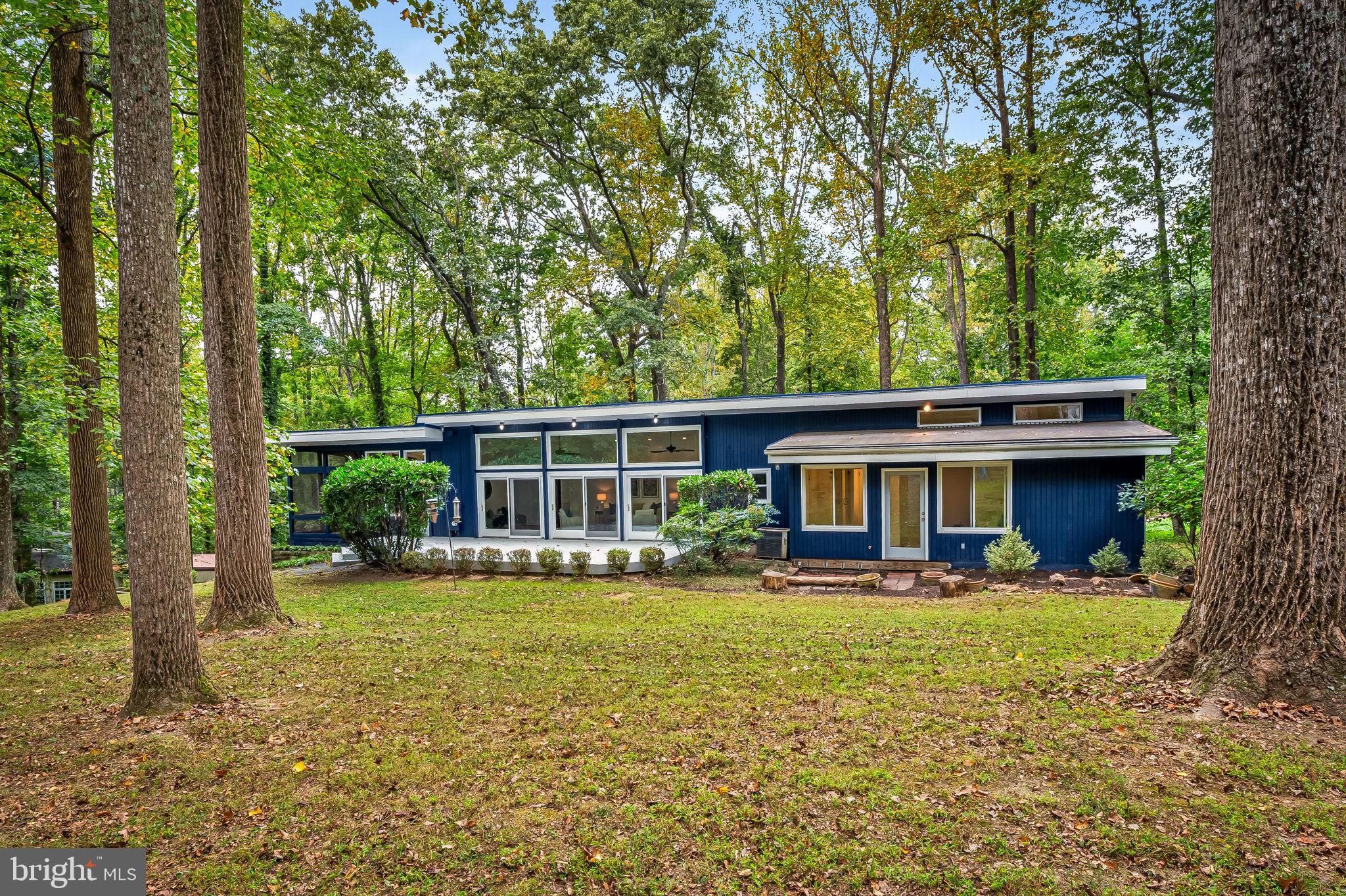 3 CHARTWELL COURT