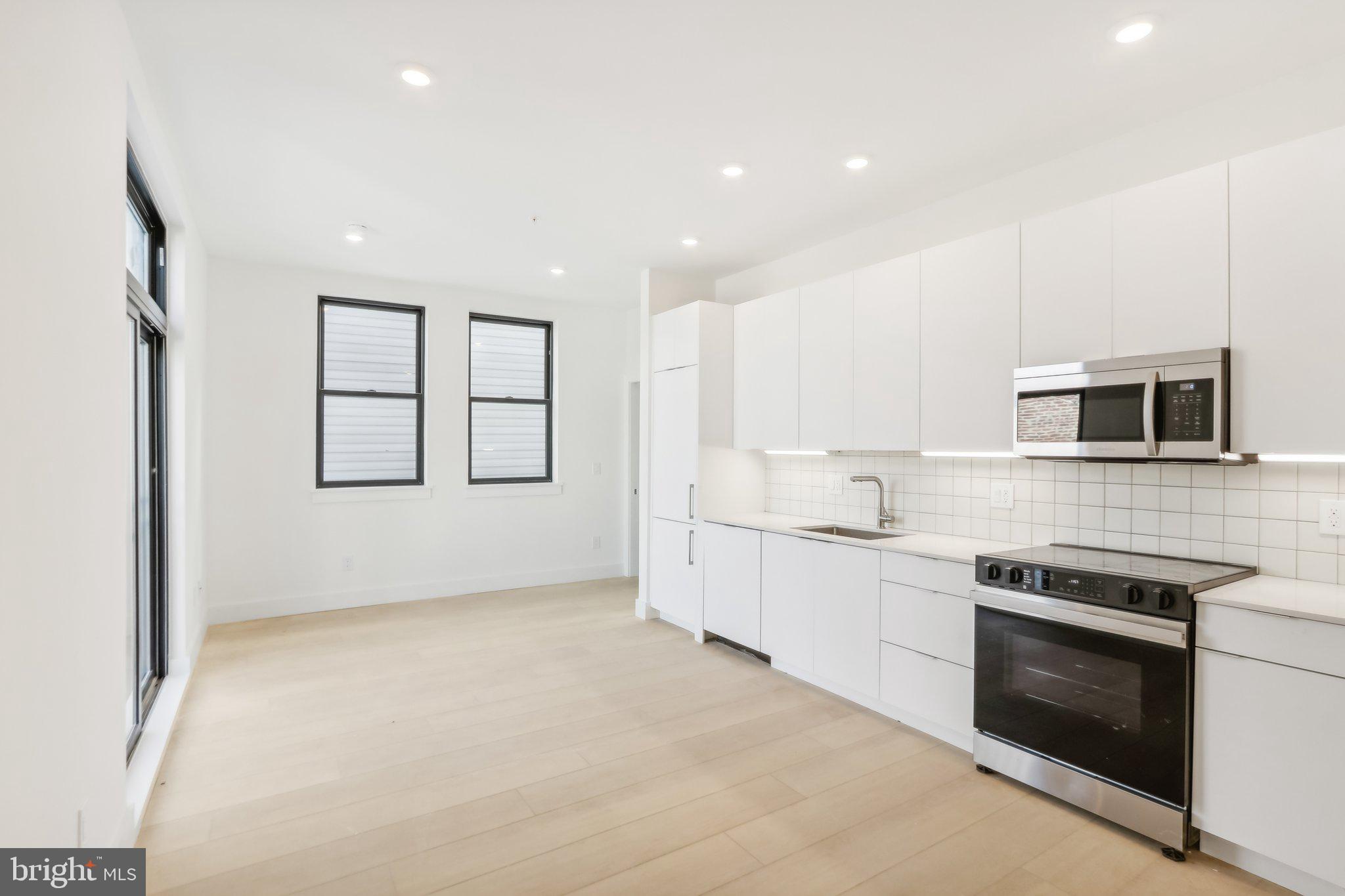 2406 FRANKFORD AVENUE 3