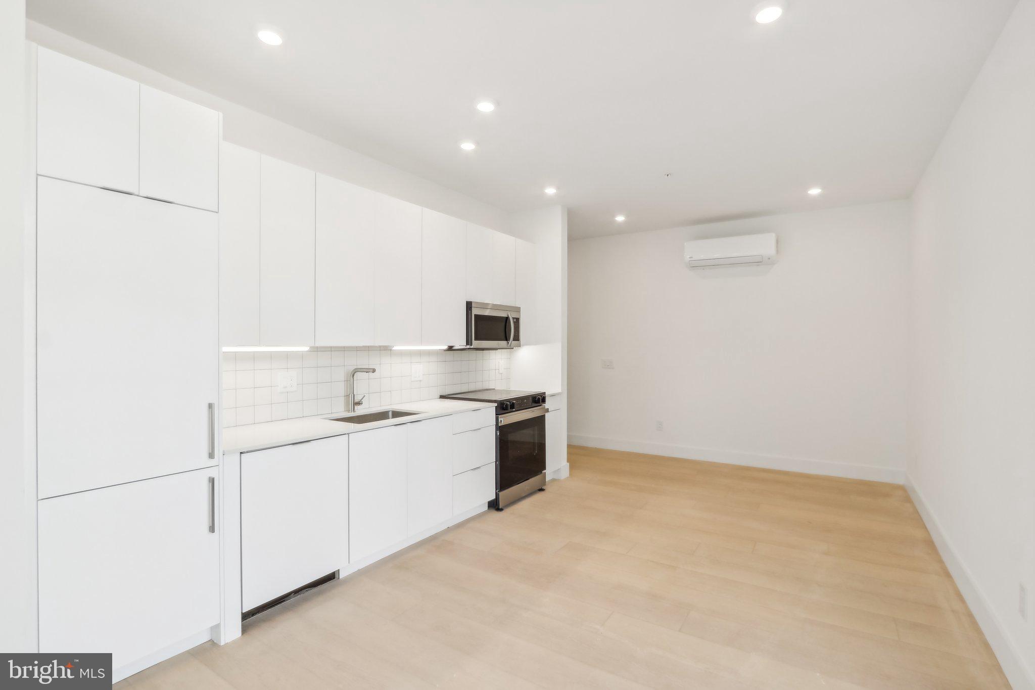 2406 FRANKFORD AVENUE 3