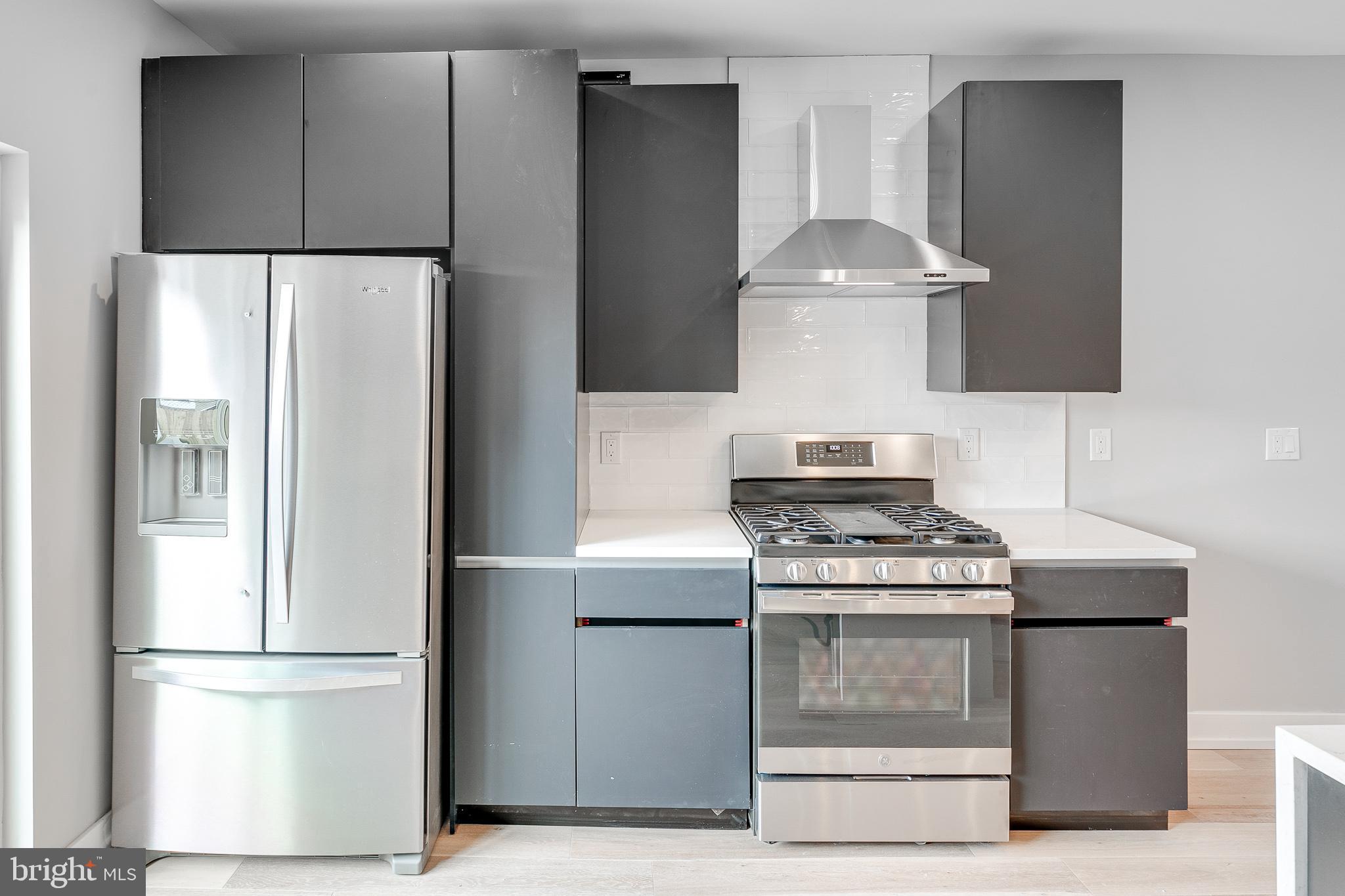 OLDE KENSINGTON - Residential Lease