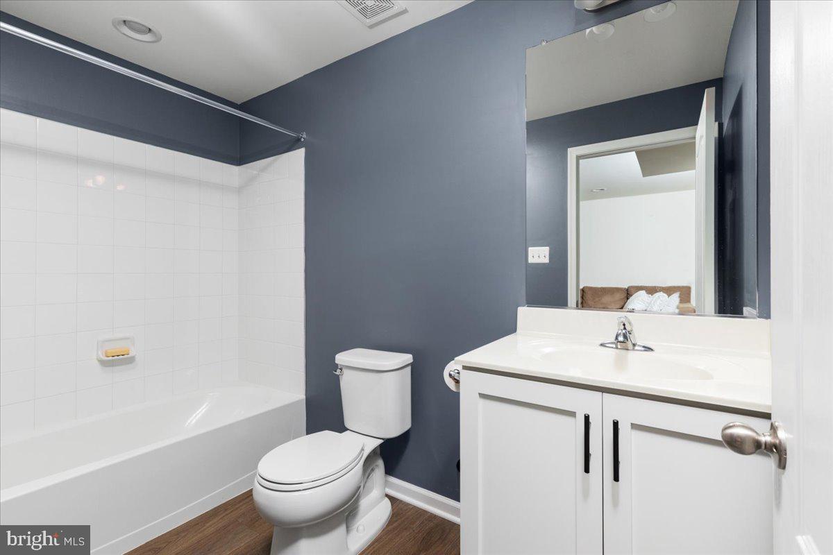 TOWNES AT TATE MANOR - Residential Lease