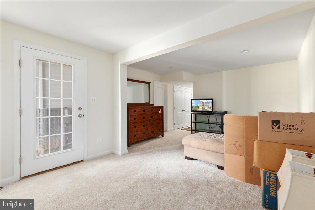 TOWNES AT TATE MANOR - Residential Lease