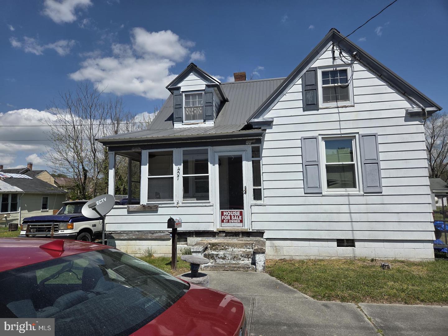 405, 407, 409 WALNUT STREET