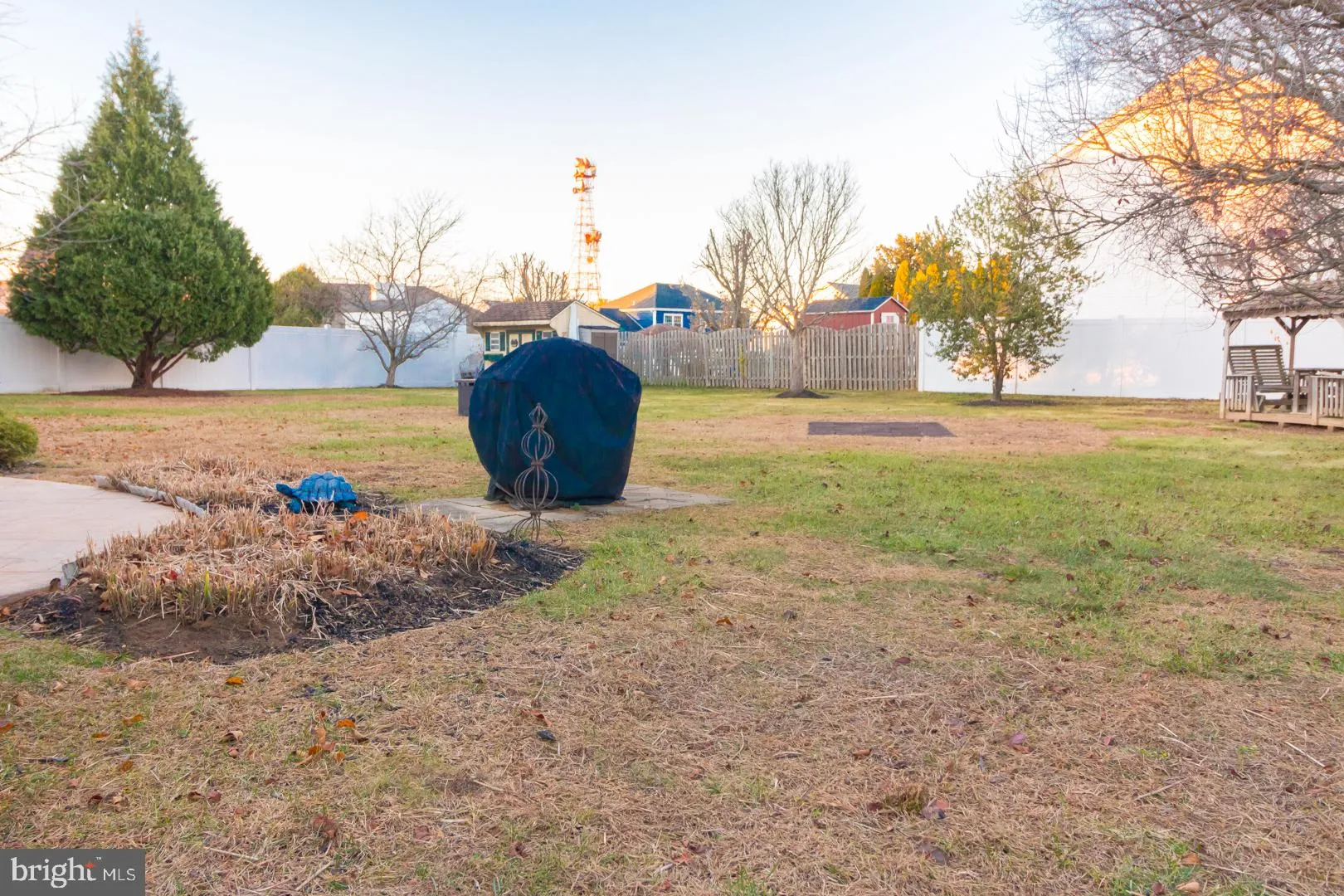 Hamilton, New Jersey 08690, United States, 4 Bedrooms Bedrooms, ,3 BathroomsBathrooms,Residential,Pending,26257