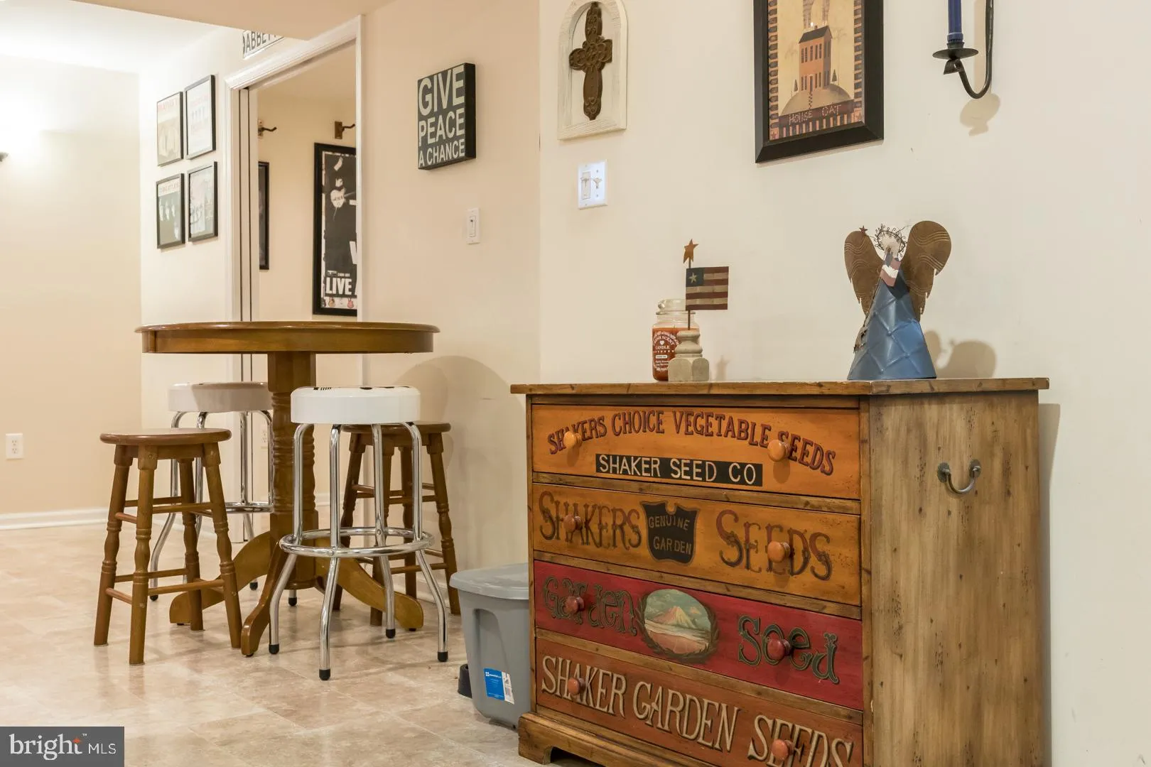 Hamilton, New Jersey 08690, United States, 4 Bedrooms Bedrooms, ,3 BathroomsBathrooms,Residential,Pending,26257