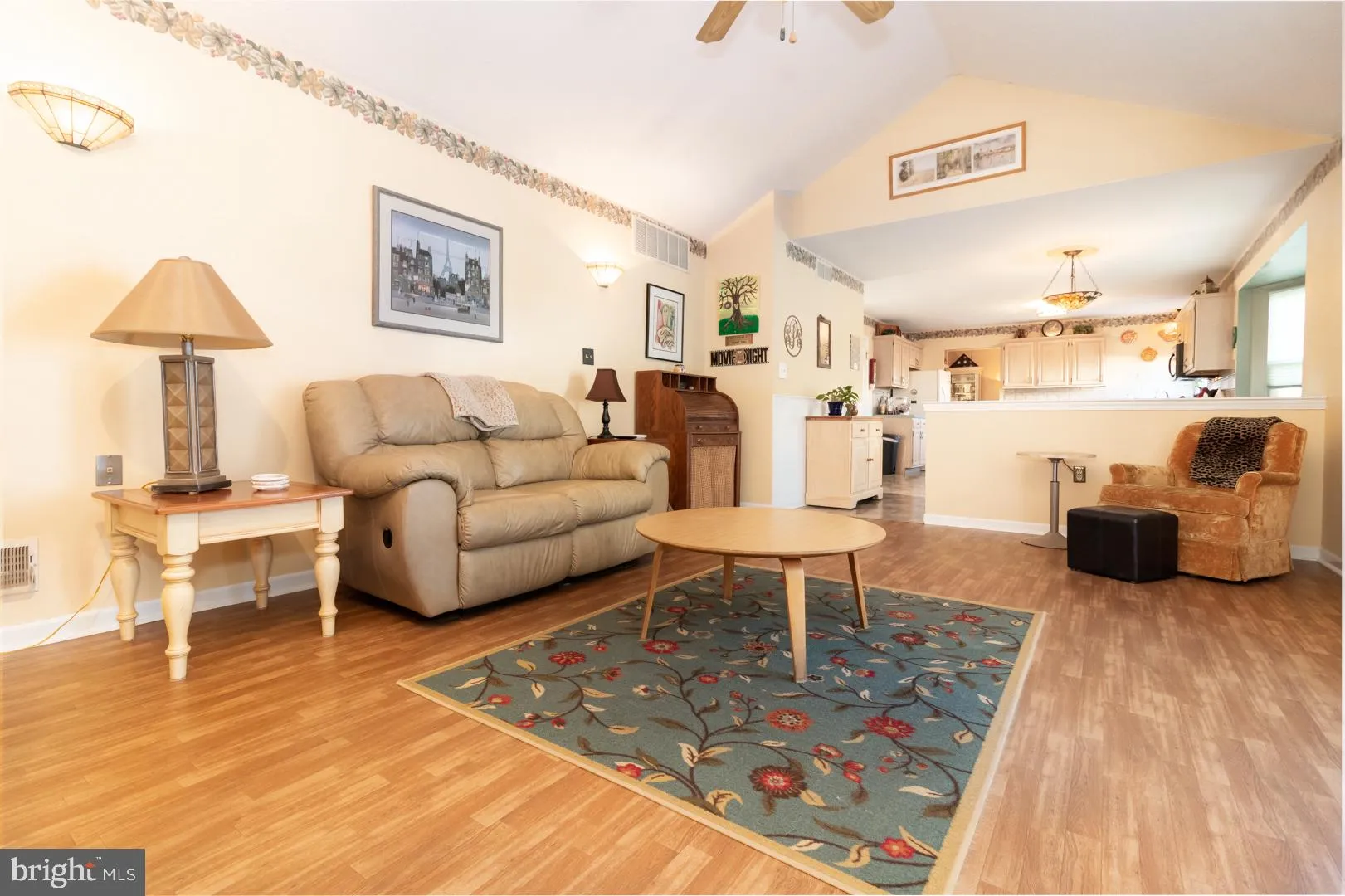 Hamilton, New Jersey 08690, United States, 4 Bedrooms Bedrooms, ,3 BathroomsBathrooms,Residential,Pending,26257