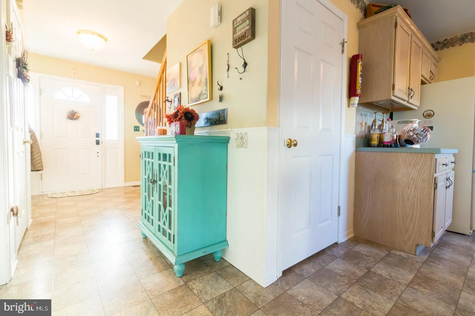 Hamilton, New Jersey 08690, United States, 4 Bedrooms Bedrooms, ,3 BathroomsBathrooms,Residential,Pending,26257