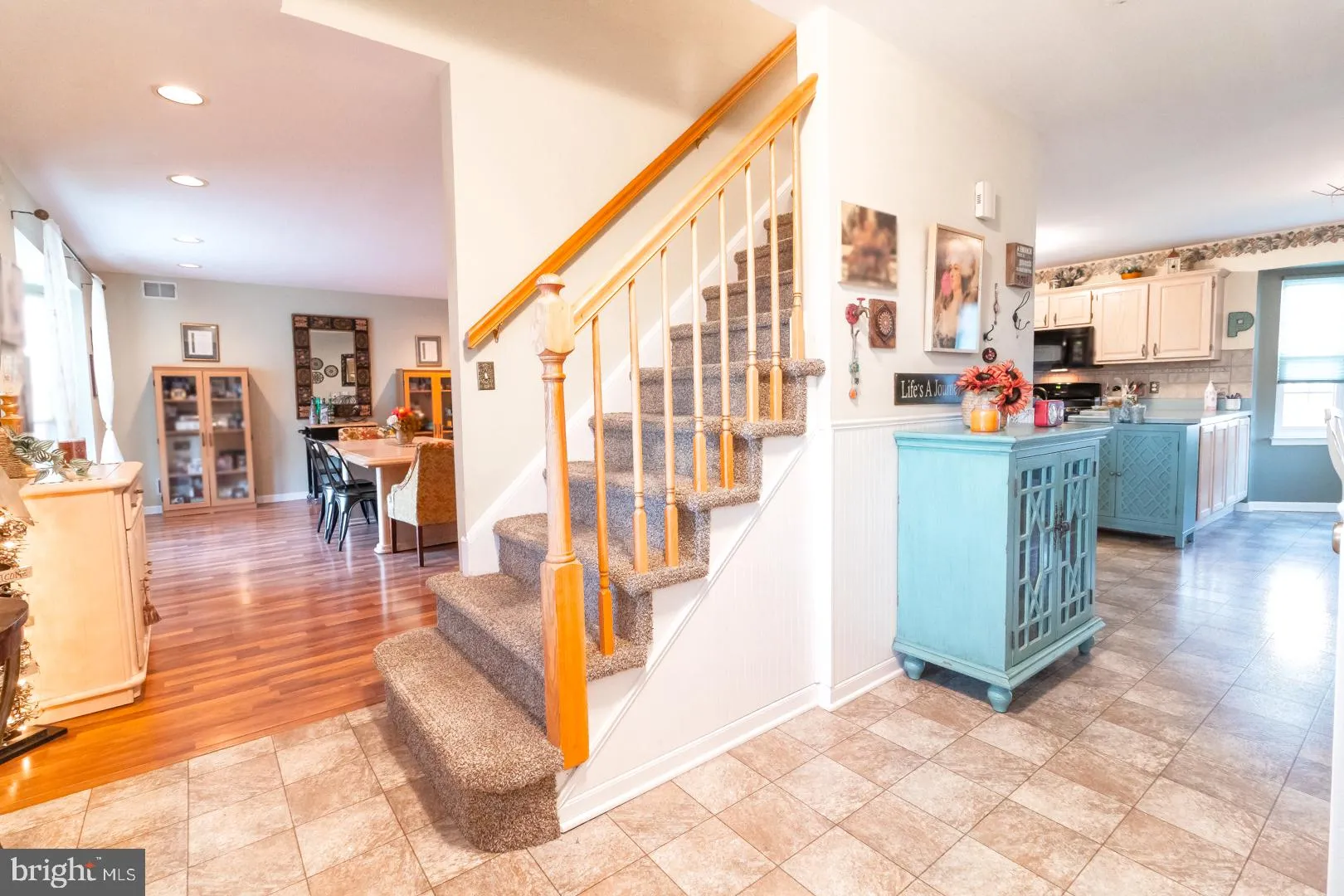 Hamilton, New Jersey 08690, United States, 4 Bedrooms Bedrooms, ,3 BathroomsBathrooms,Residential,Pending,26257